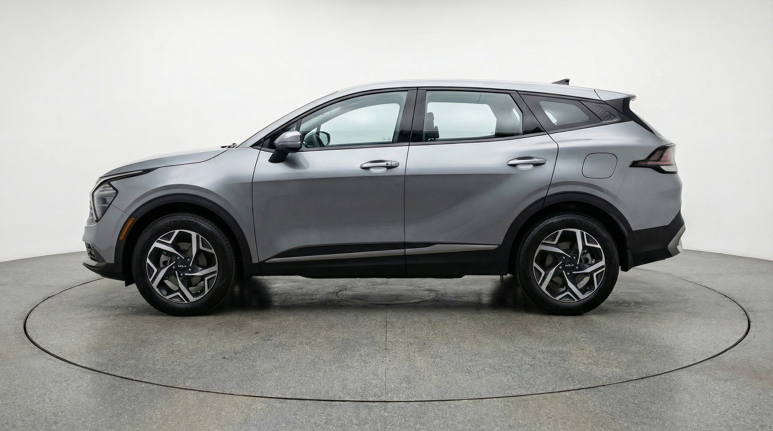 Thumbnail: 2025 Kia Sportage - 5