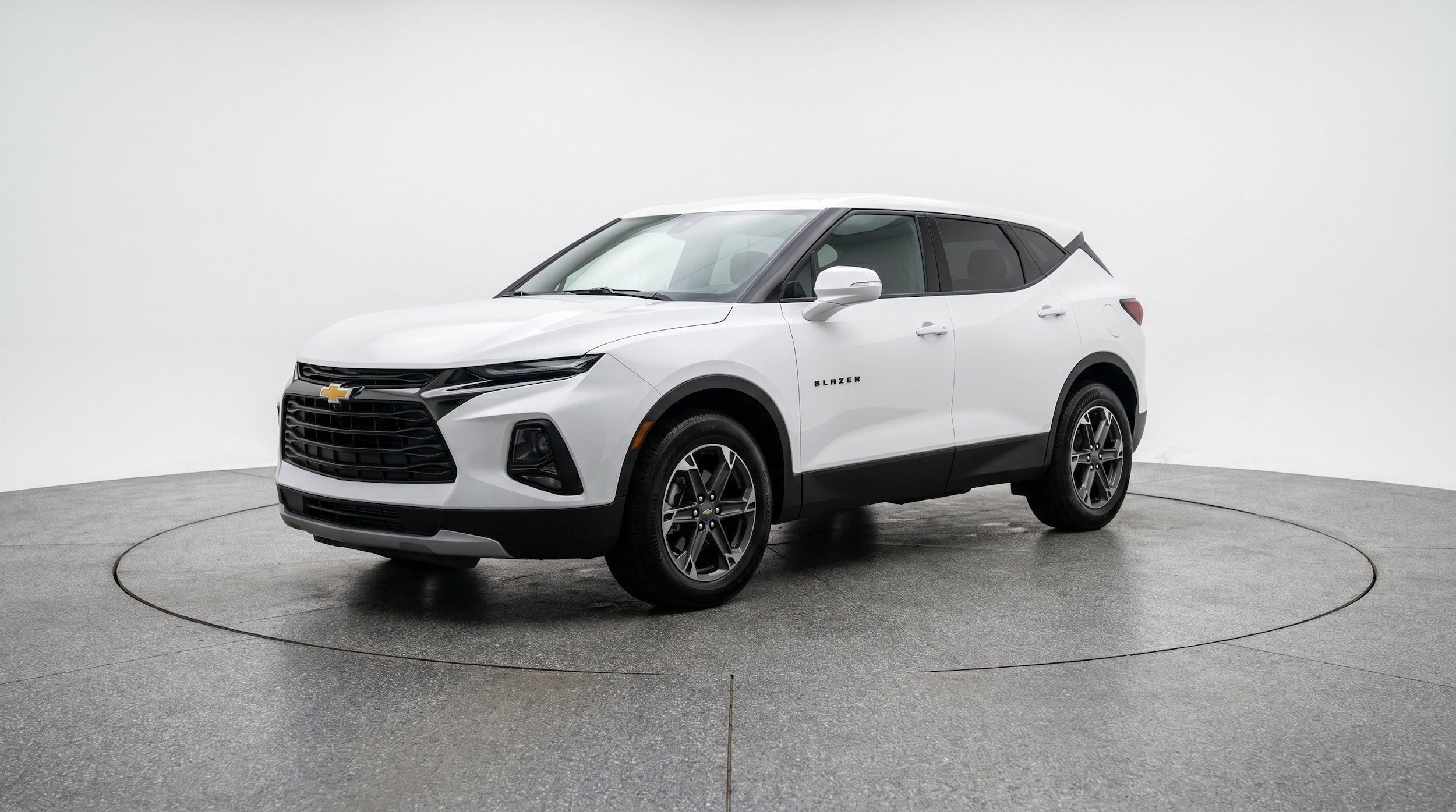 Thumbnail: 2026 Chevrolet Blazer - 3