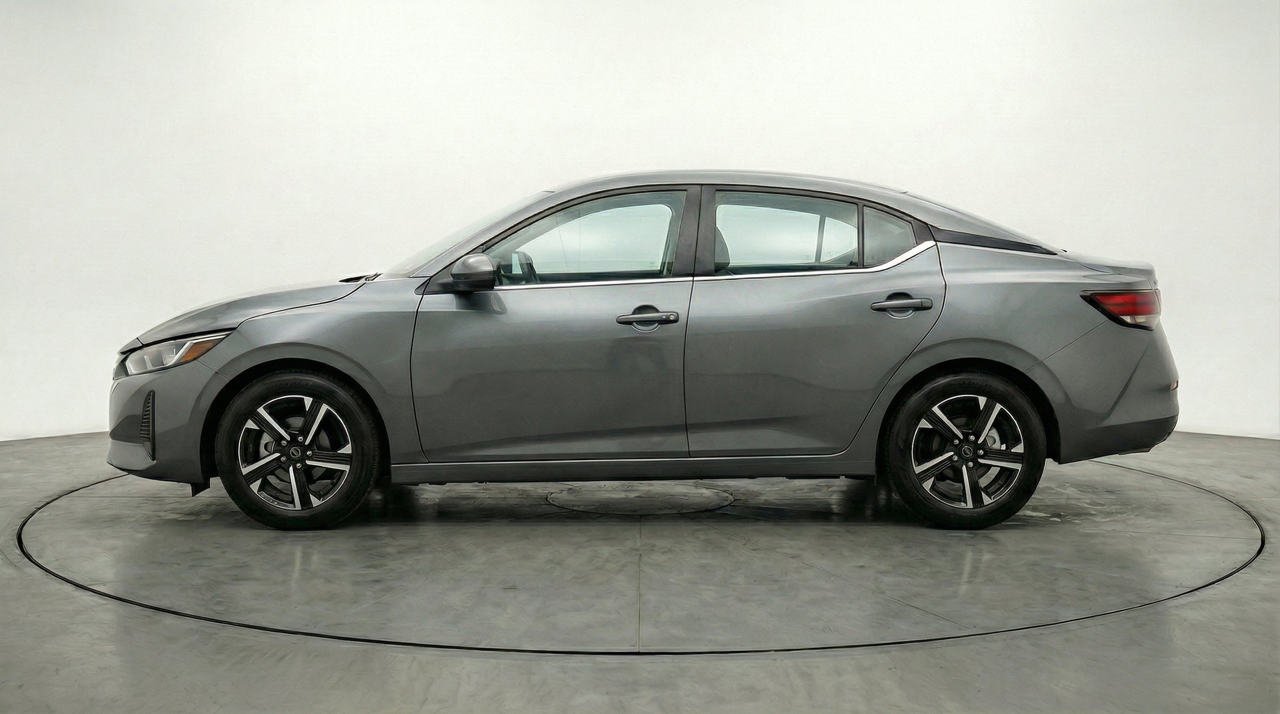 Thumbnail: 2025 Nissan Sentra - 5