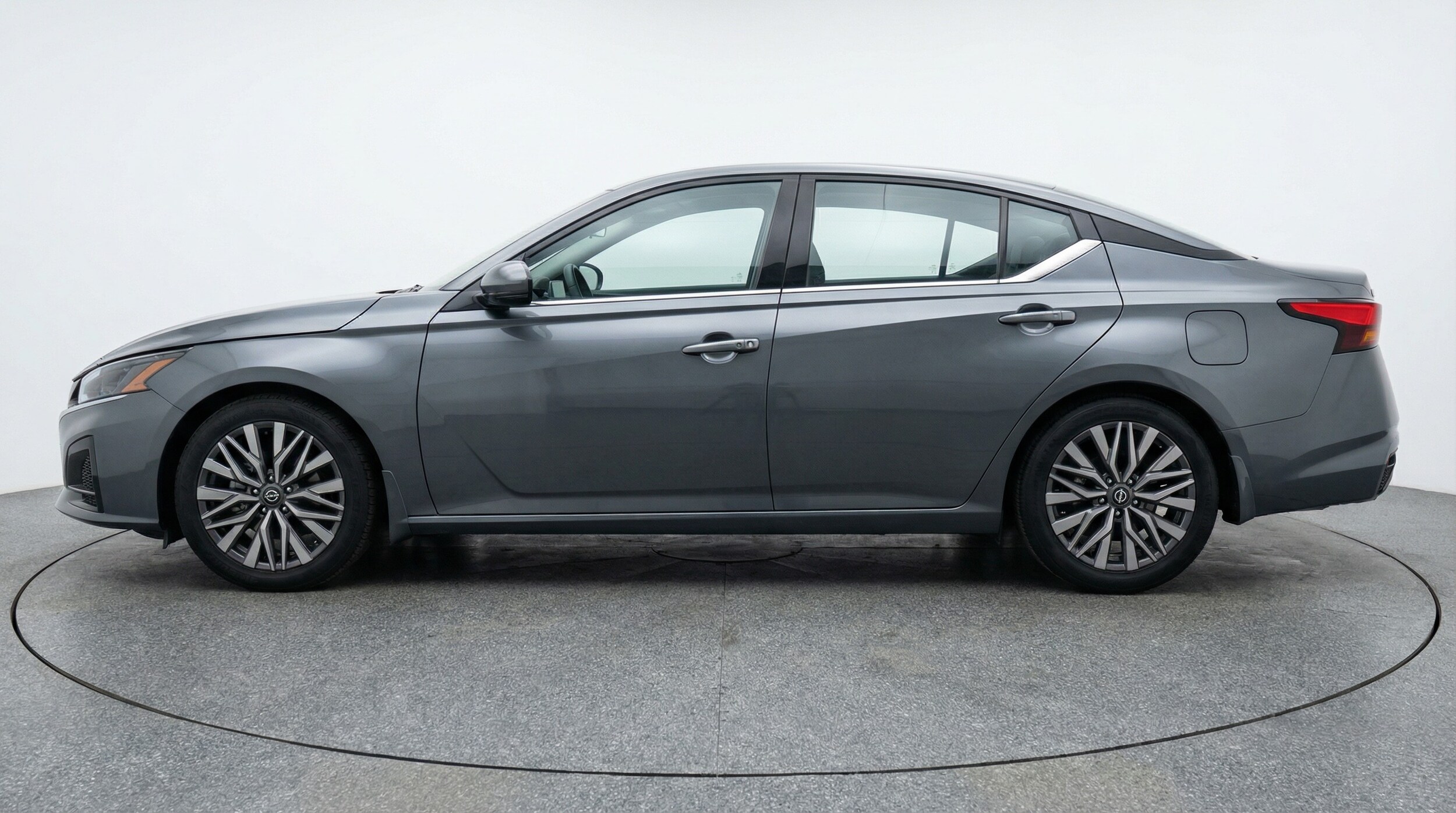 Thumbnail: 2025 Nissan Altima - 4