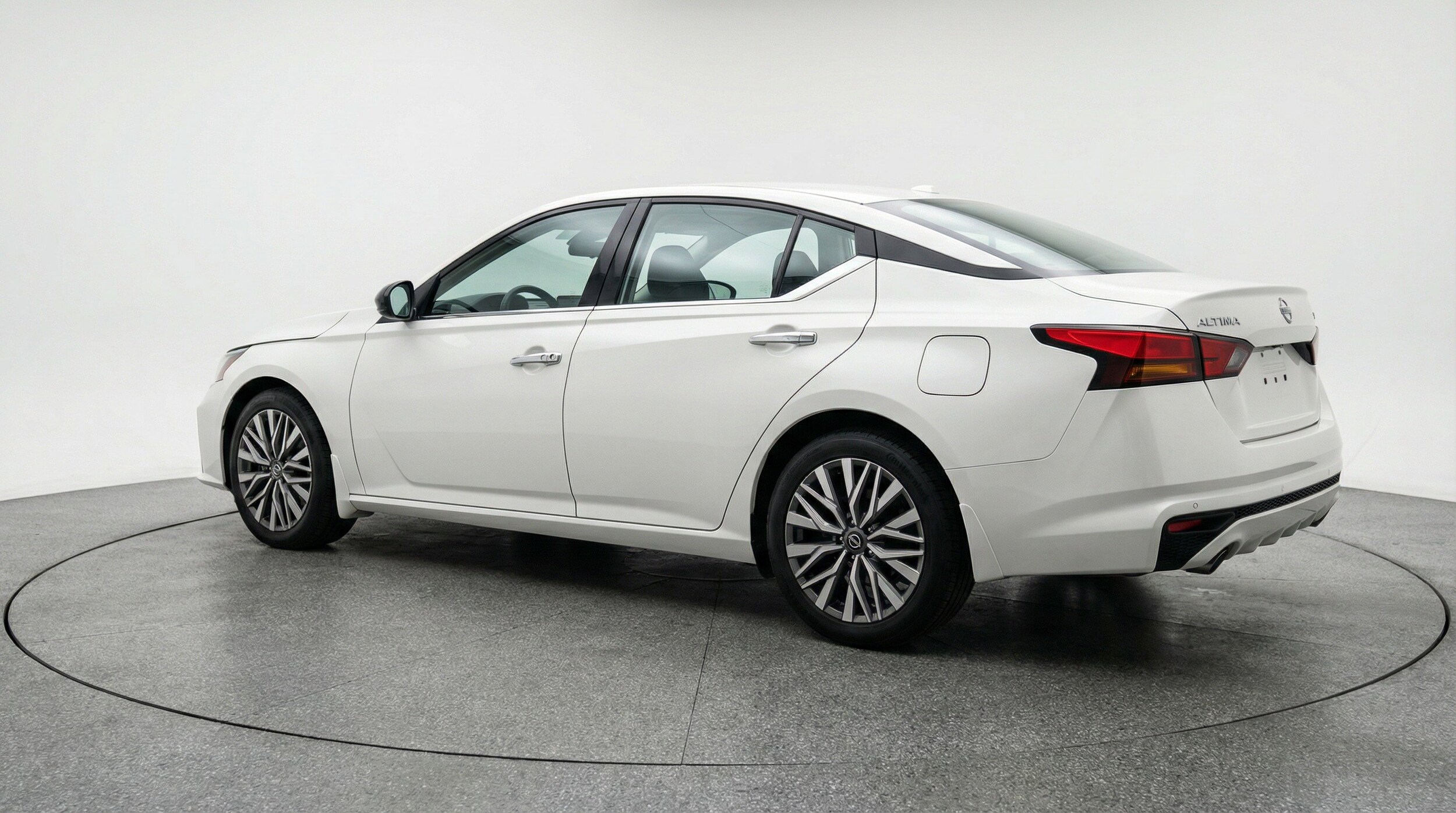 Thumbnail: 2025 Nissan Altima - 6