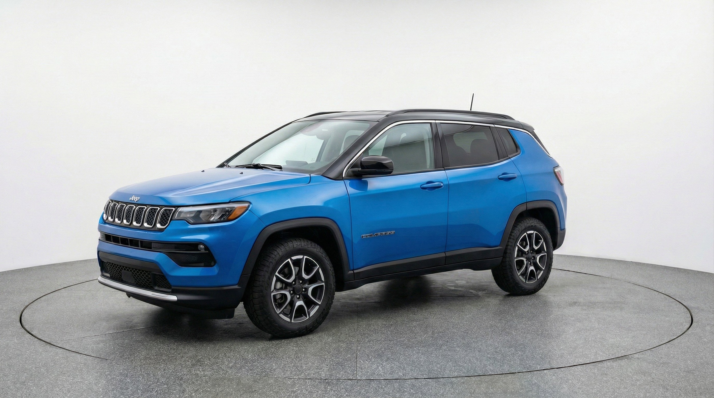 Thumbnail: 2025 Jeep Compass - 3