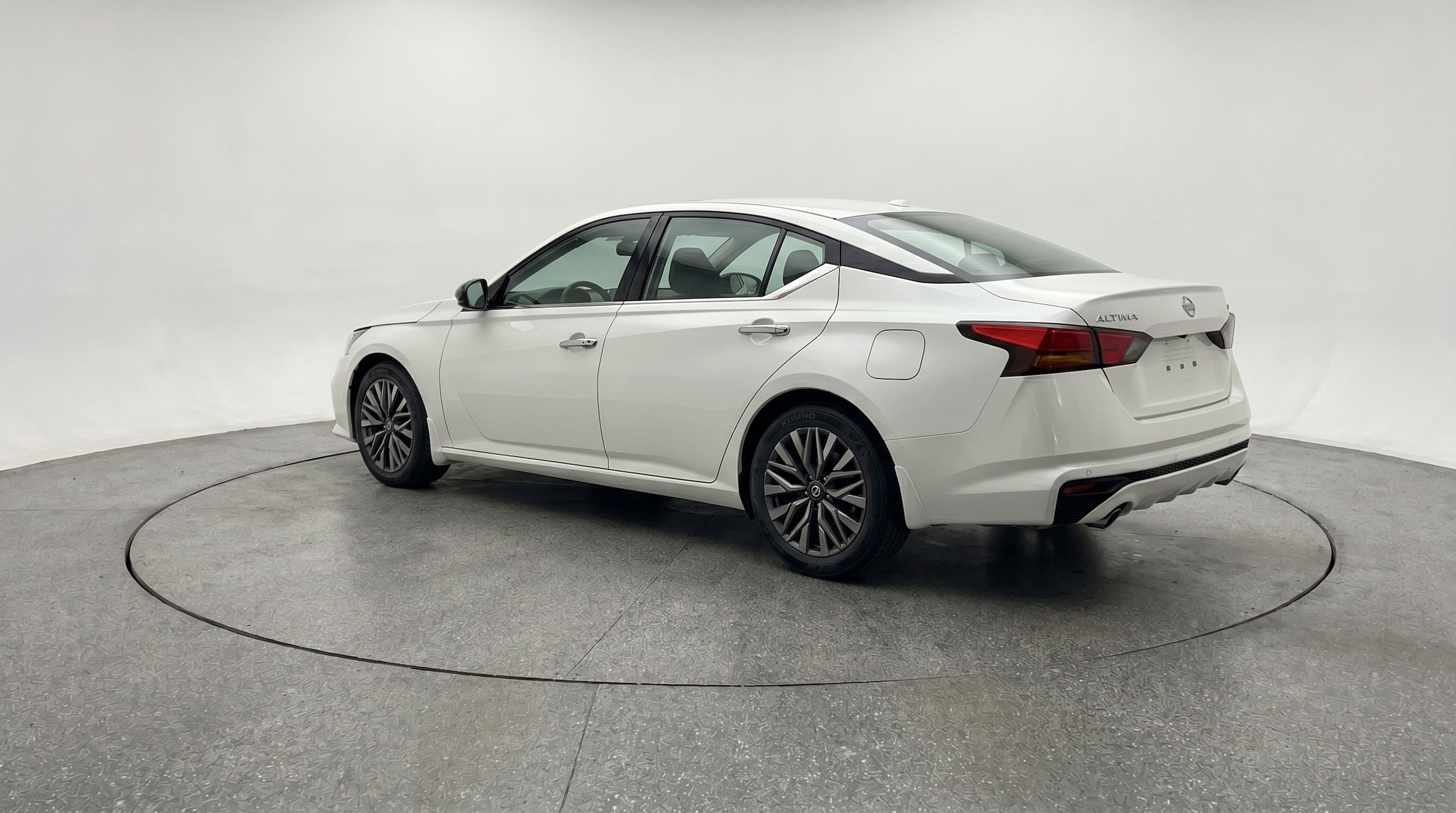 Thumbnail: 2025 Nissan Altima - 6