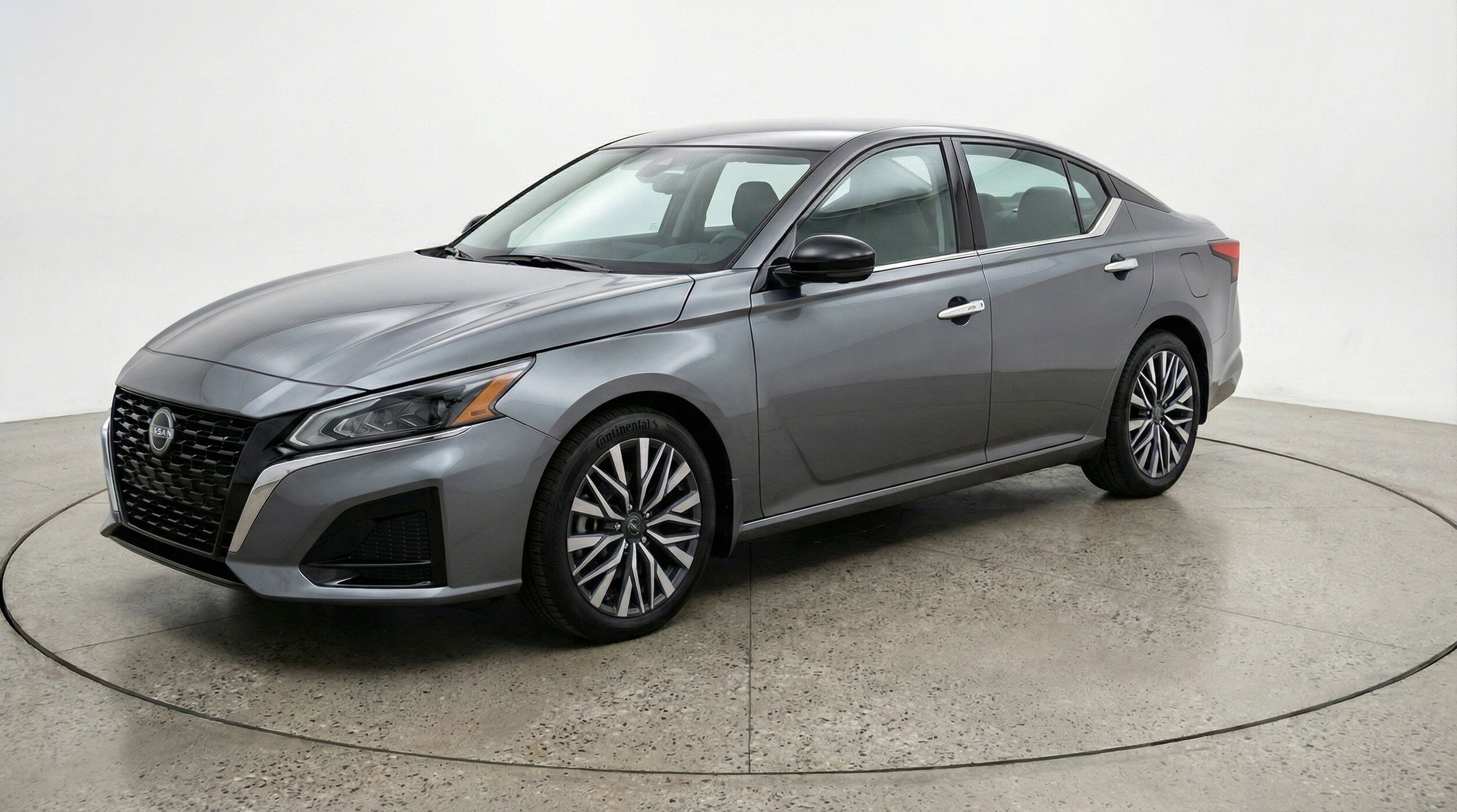 Thumbnail: 2025 Nissan Altima - 3