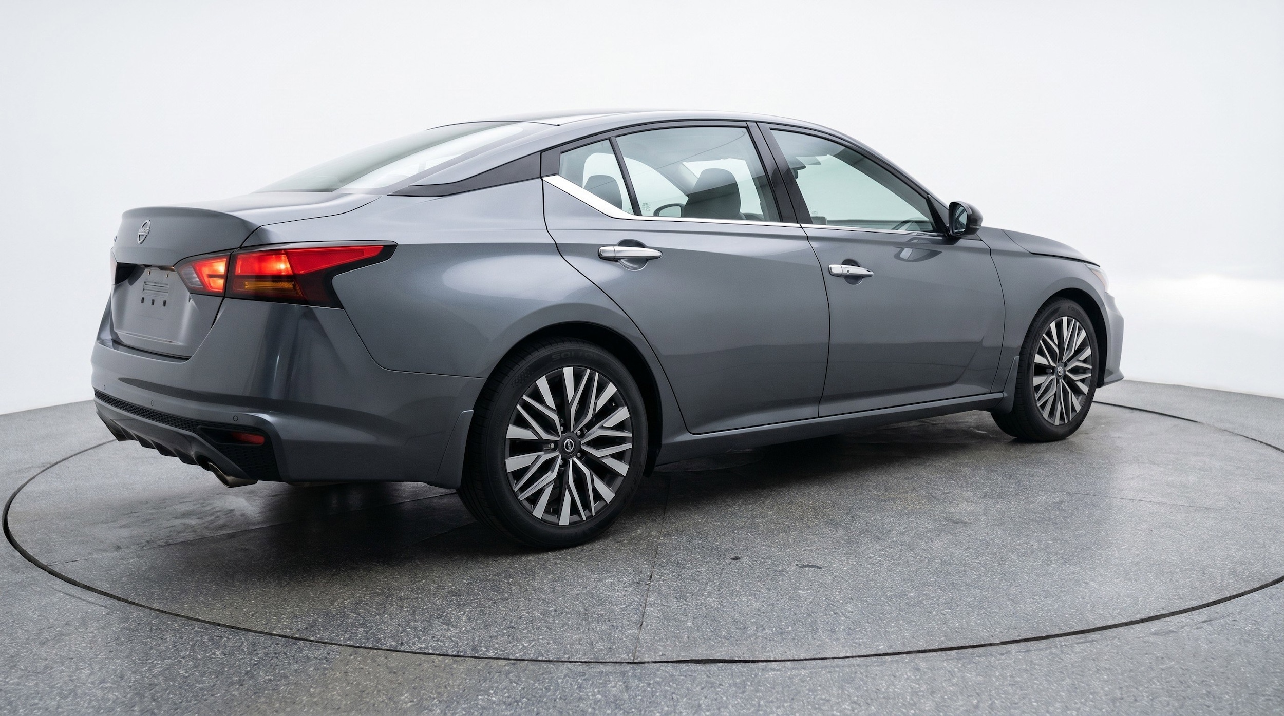Thumbnail: 2025 Nissan Altima - 9