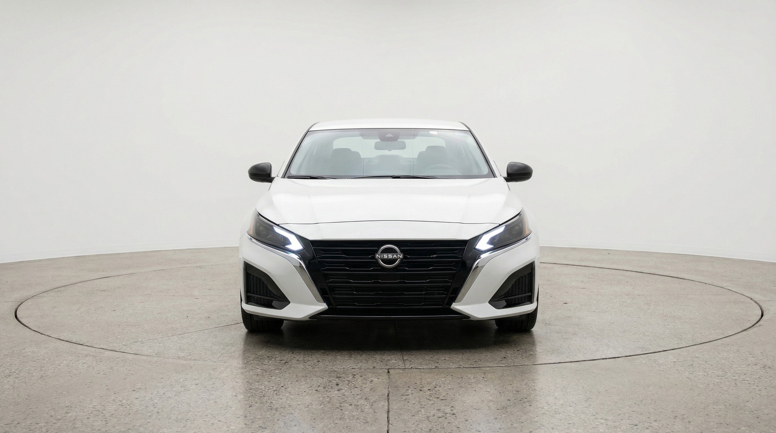 Thumbnail: 2025 Nissan Altima - 2