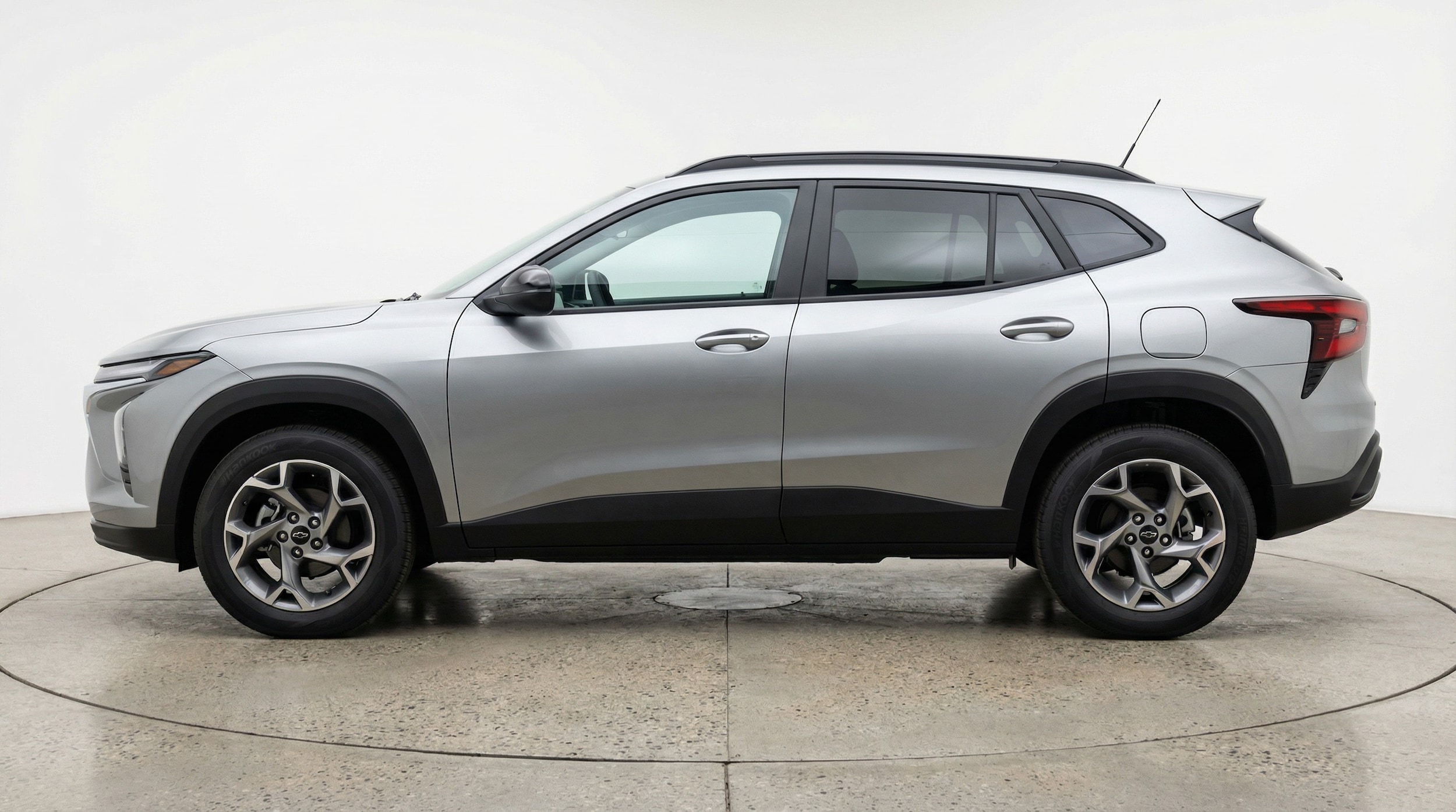 Thumbnail: 2025 Chevrolet Trax - 4