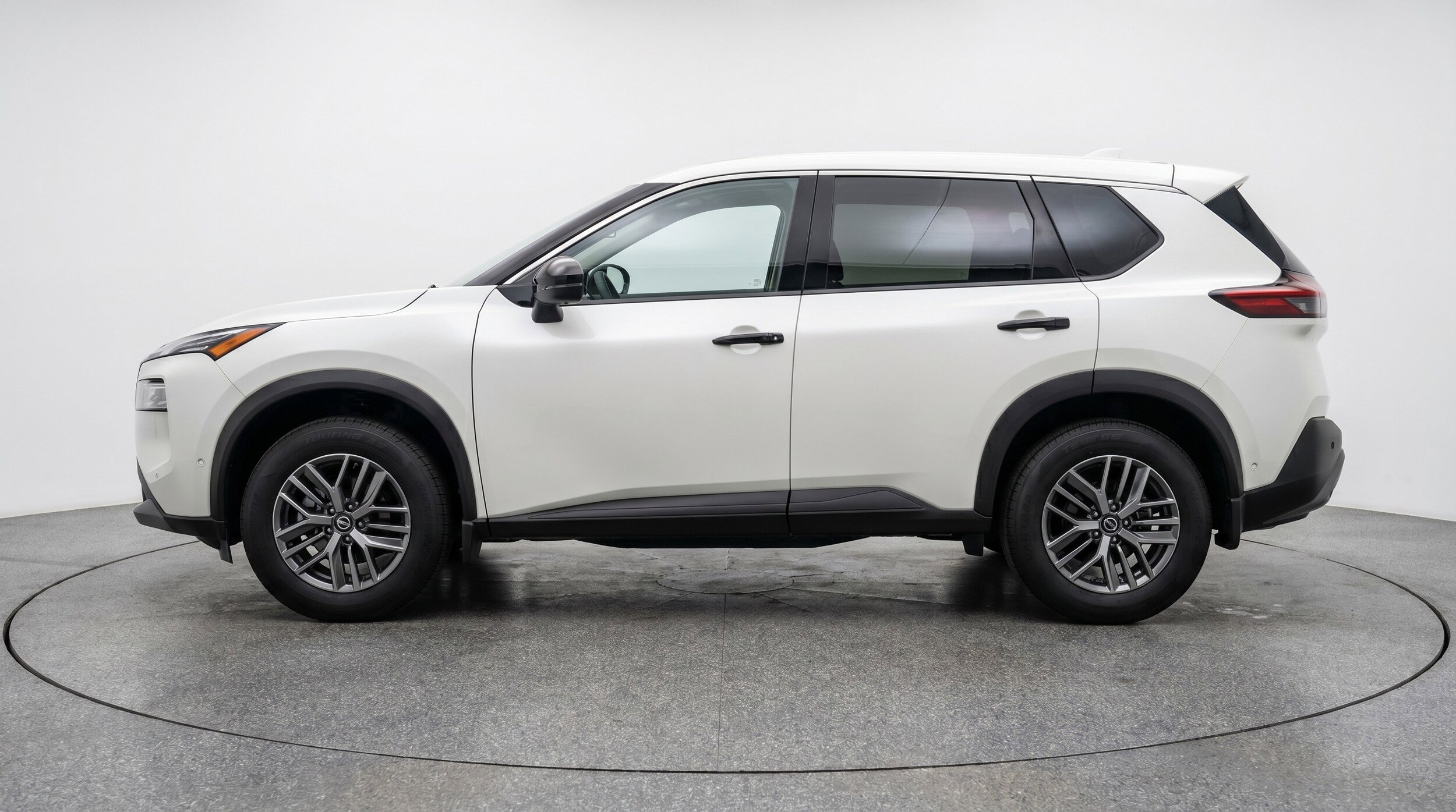 Thumbnail: 2023 Nissan Rogue - 5