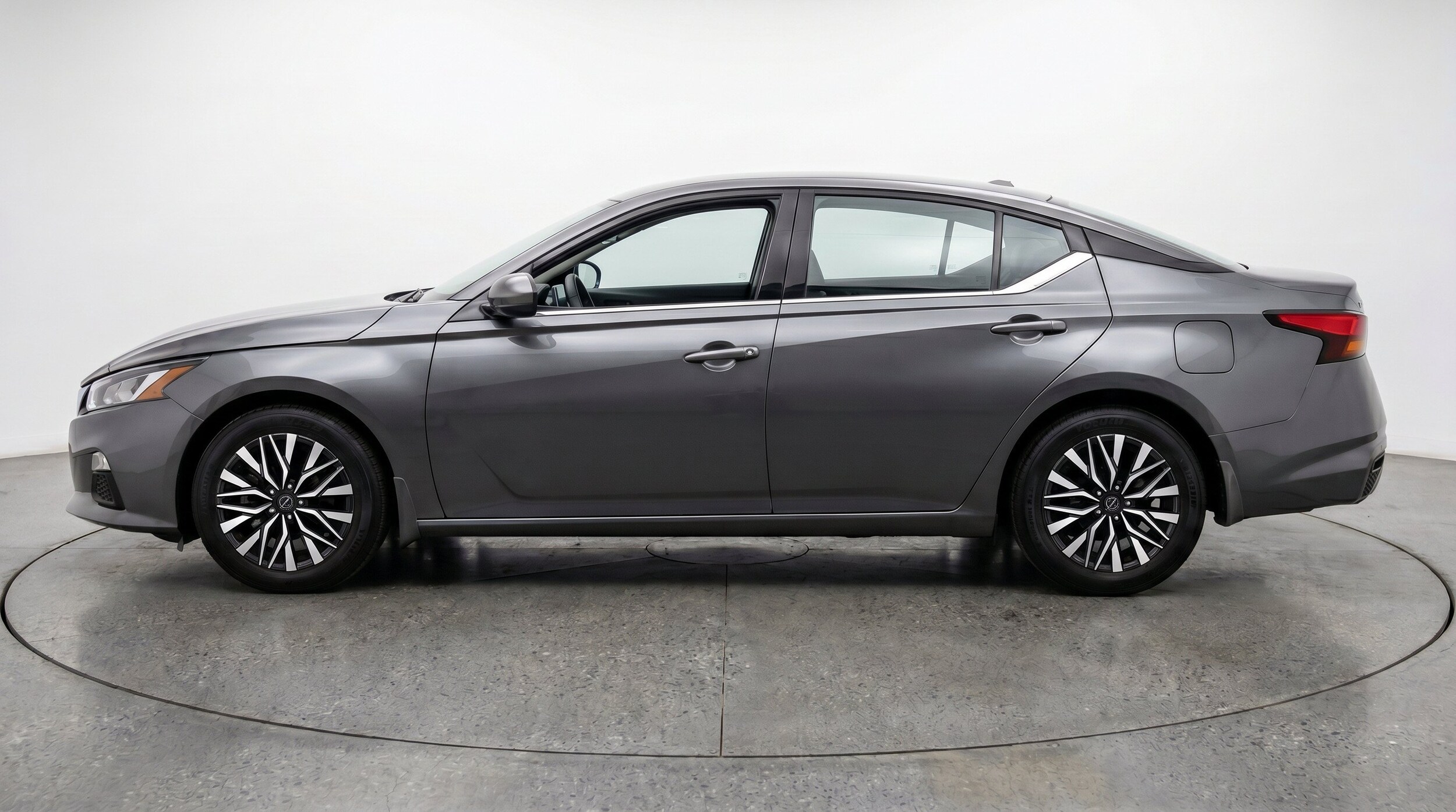 Thumbnail: 2026 Nissan Altima - 5