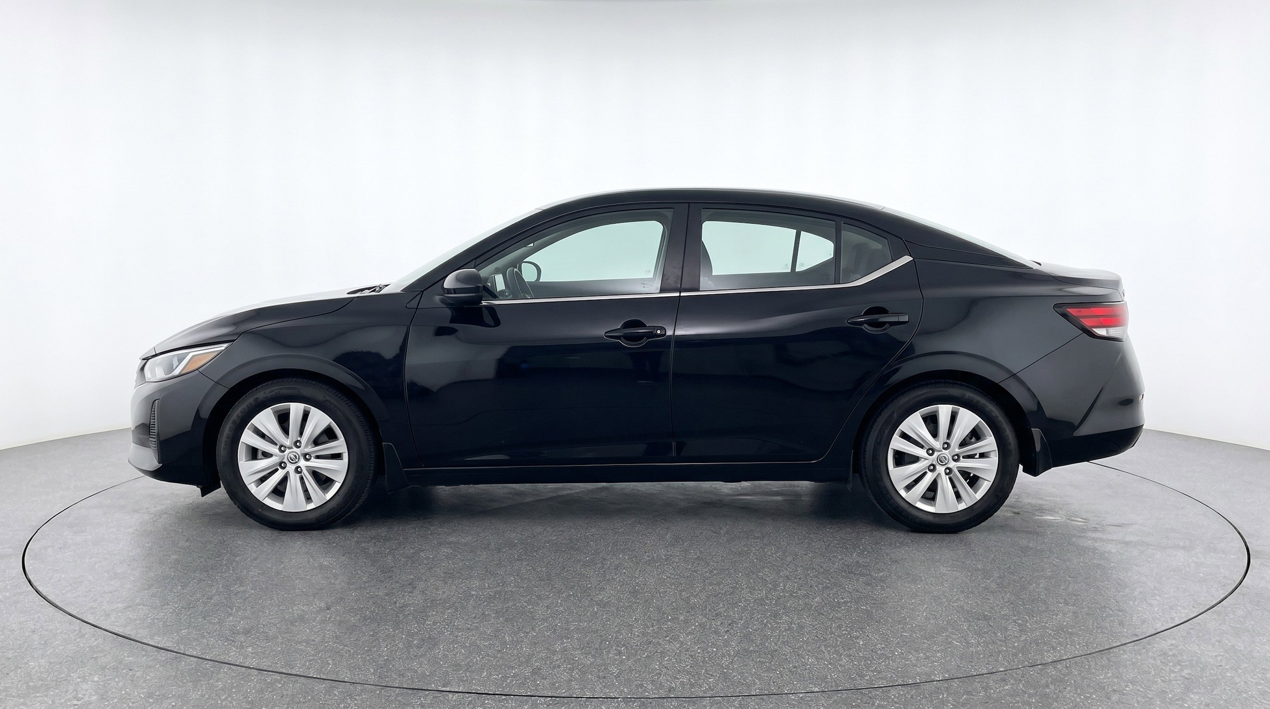 Thumbnail: 2025 Nissan Sentra - 5