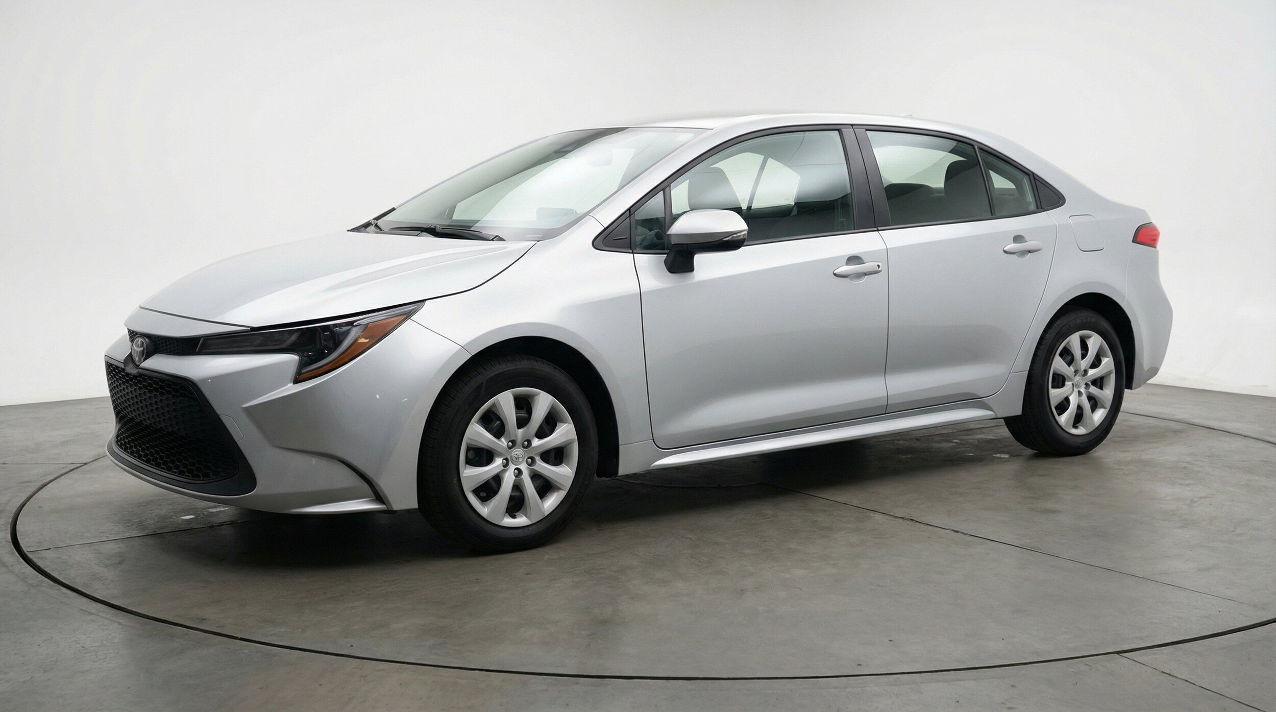 Thumbnail: 2025 Toyota Corolla - 3