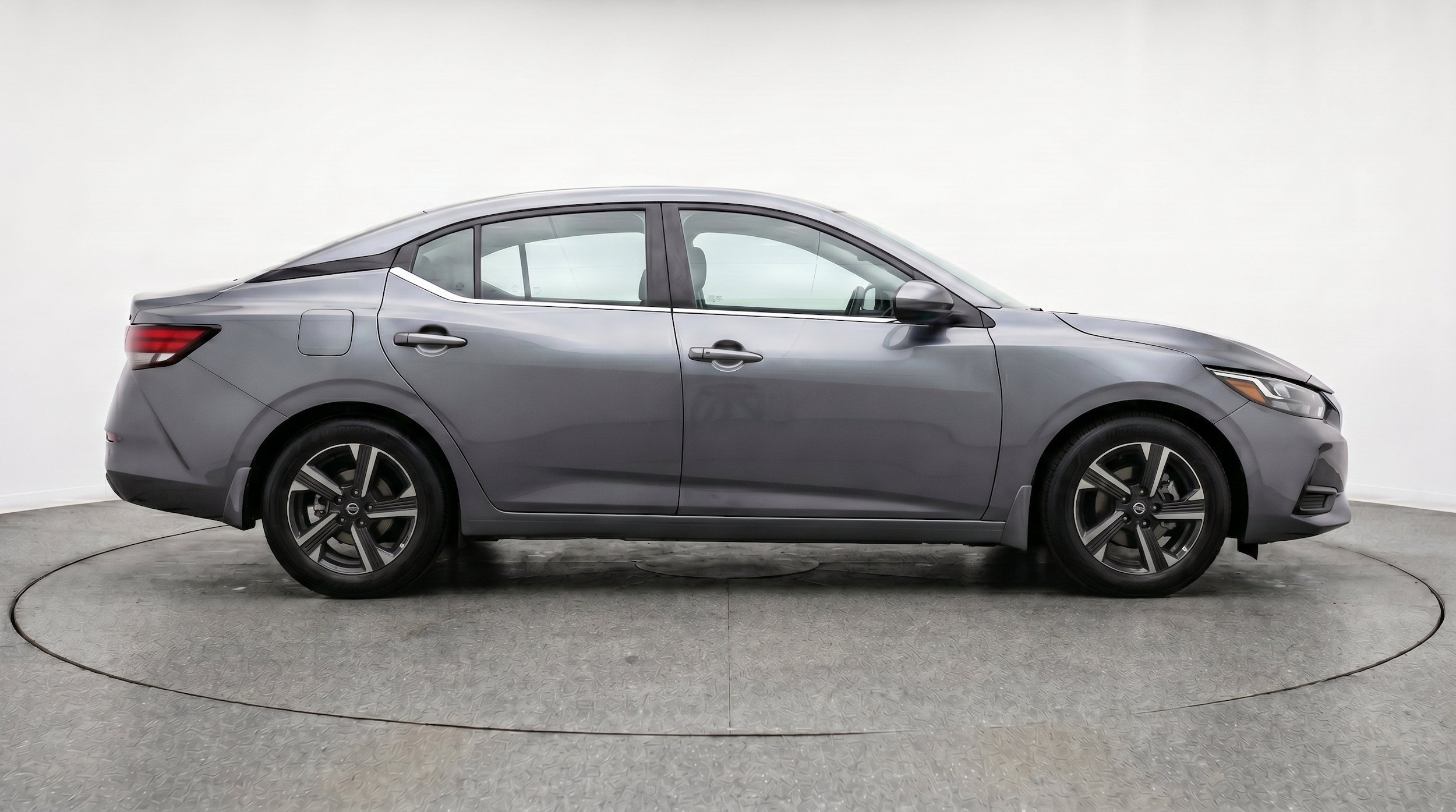 Thumbnail: 2025 Nissan Sentra - 11