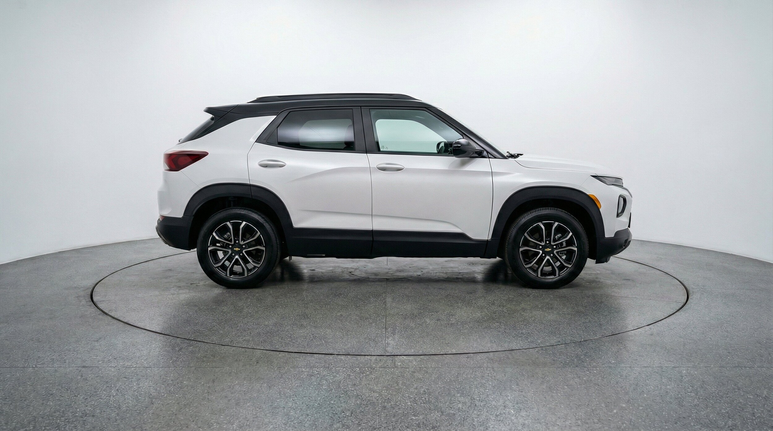 Thumbnail: 2025 Chevrolet TrailBlazer - 11