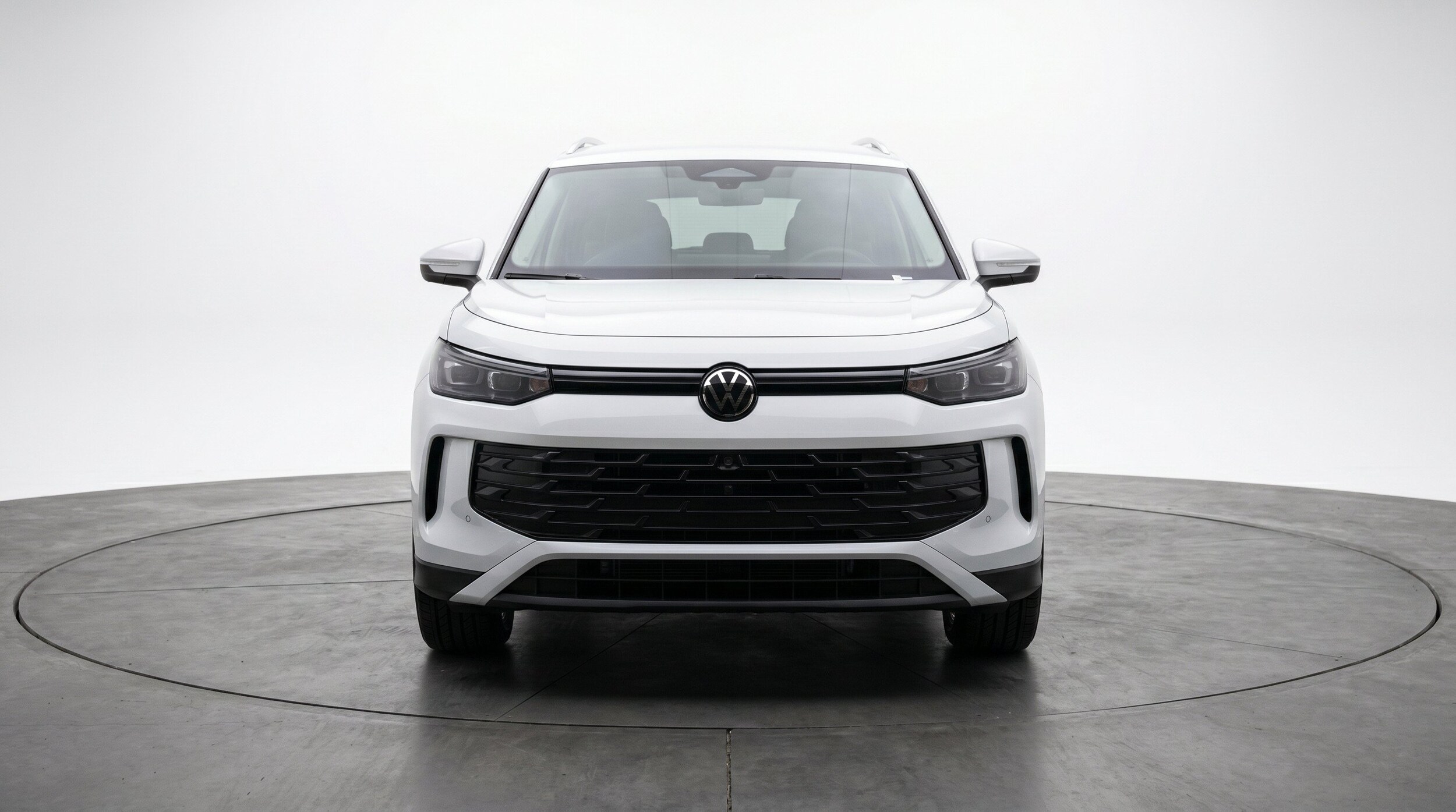 Thumbnail: 2026 Volkswagen Tiguan - 2