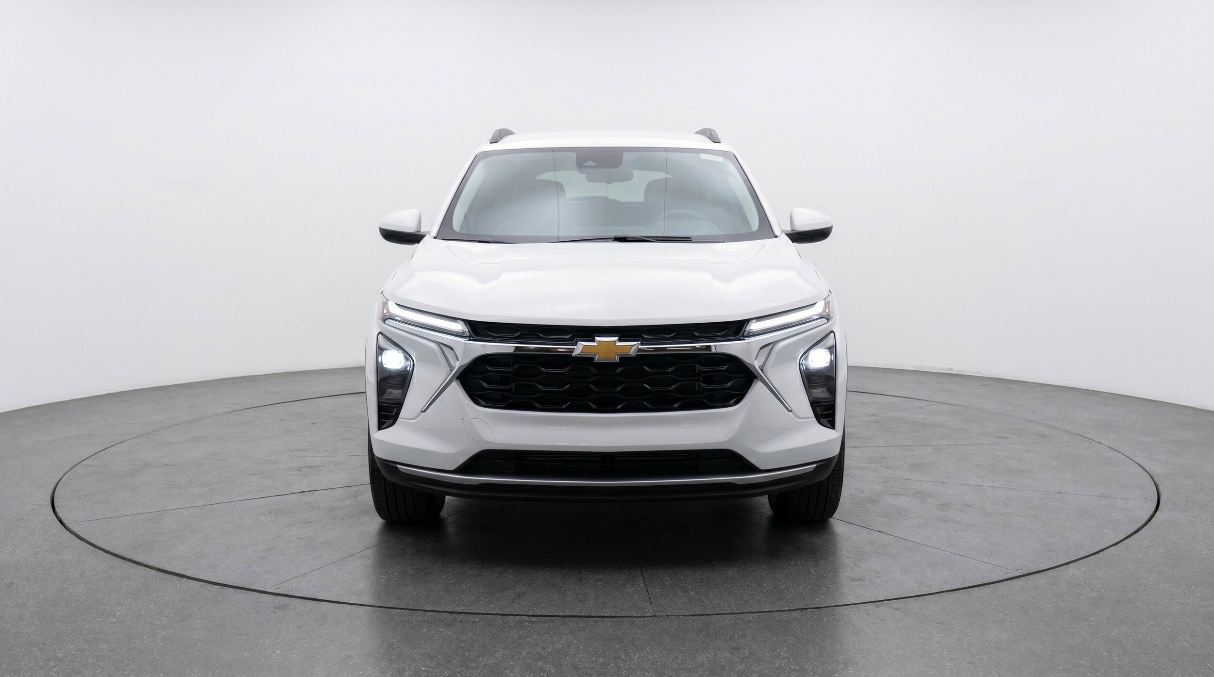 Thumbnail: 2025 Chevrolet Trax - 2