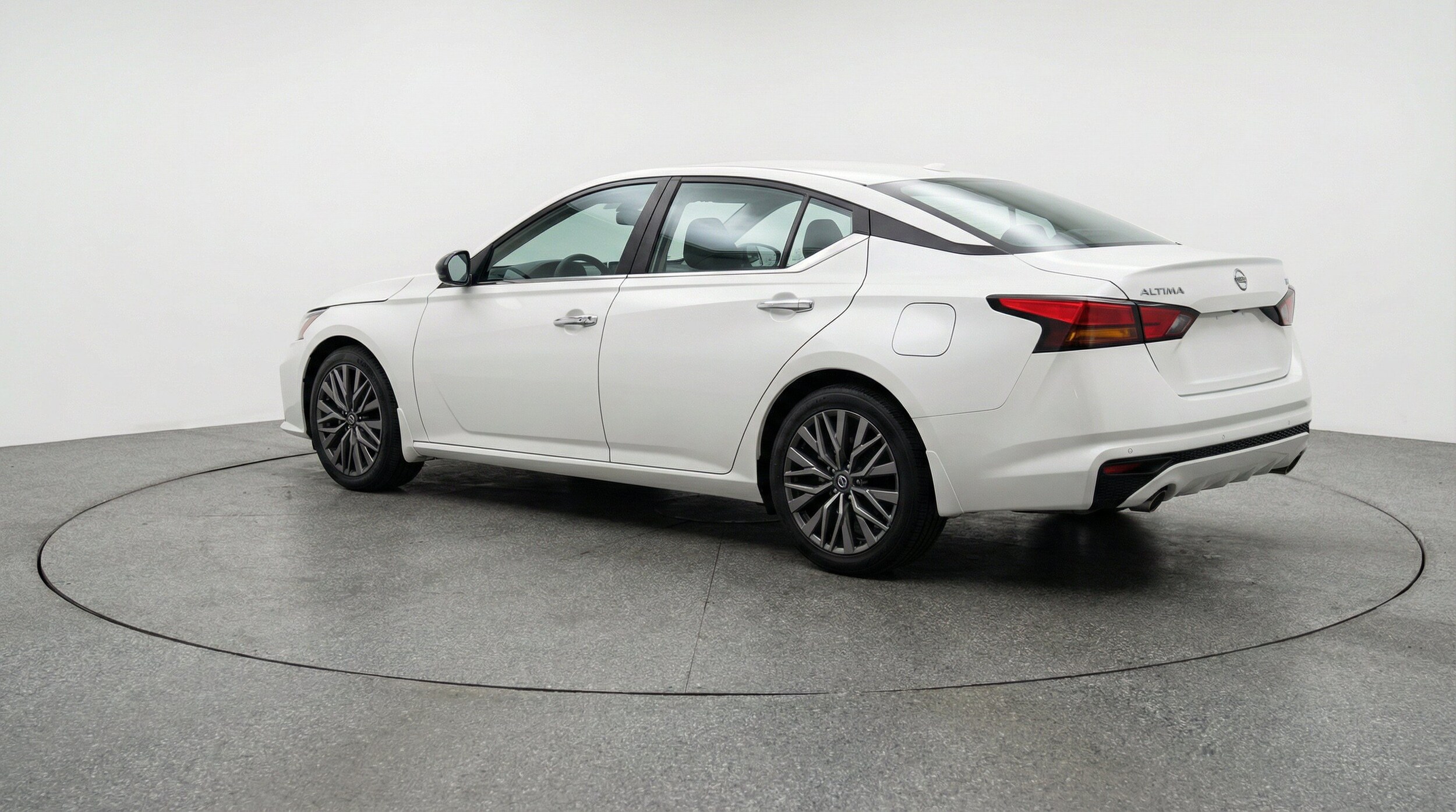 Thumbnail: 2025 Nissan Altima - 6