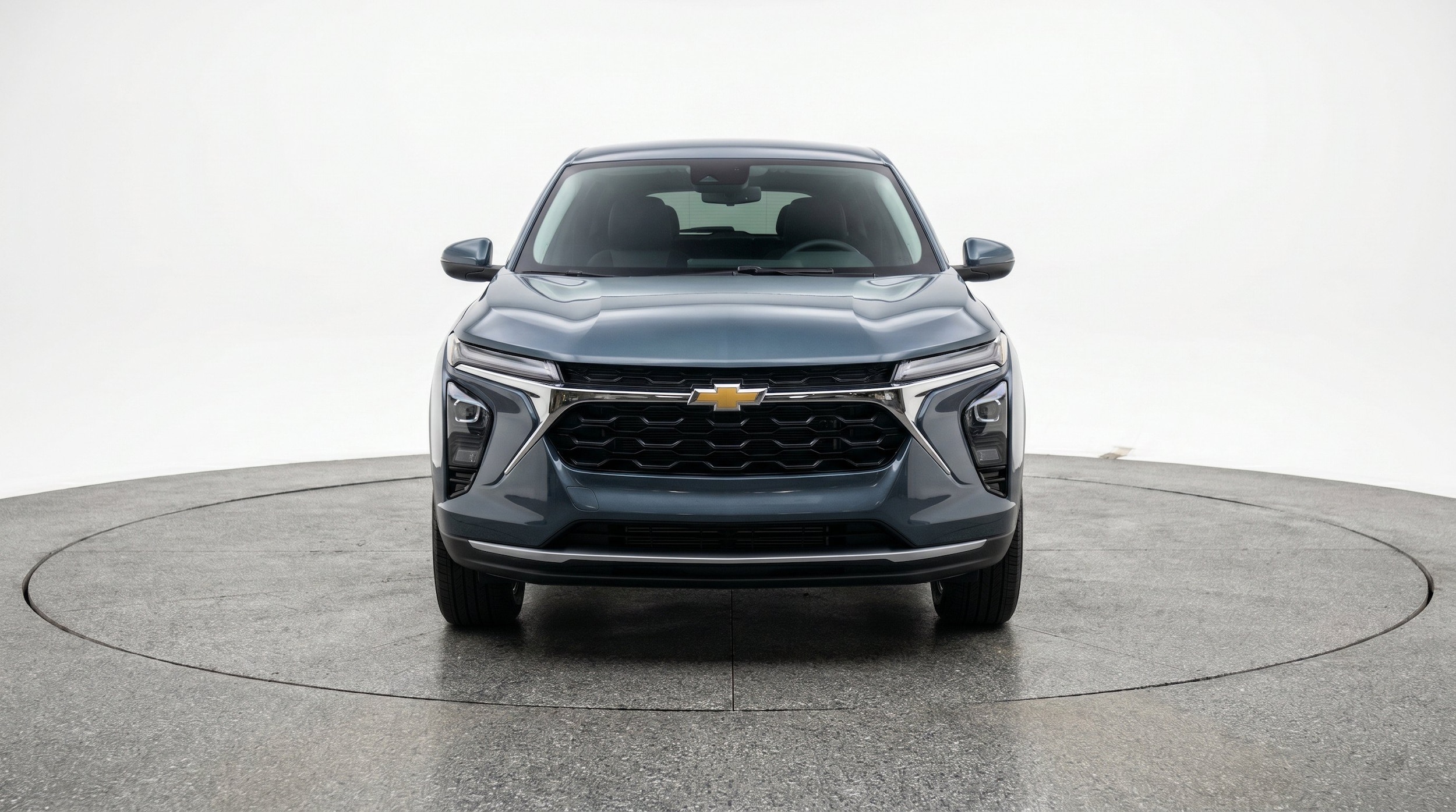Thumbnail: 2025 Chevrolet Trax - 2