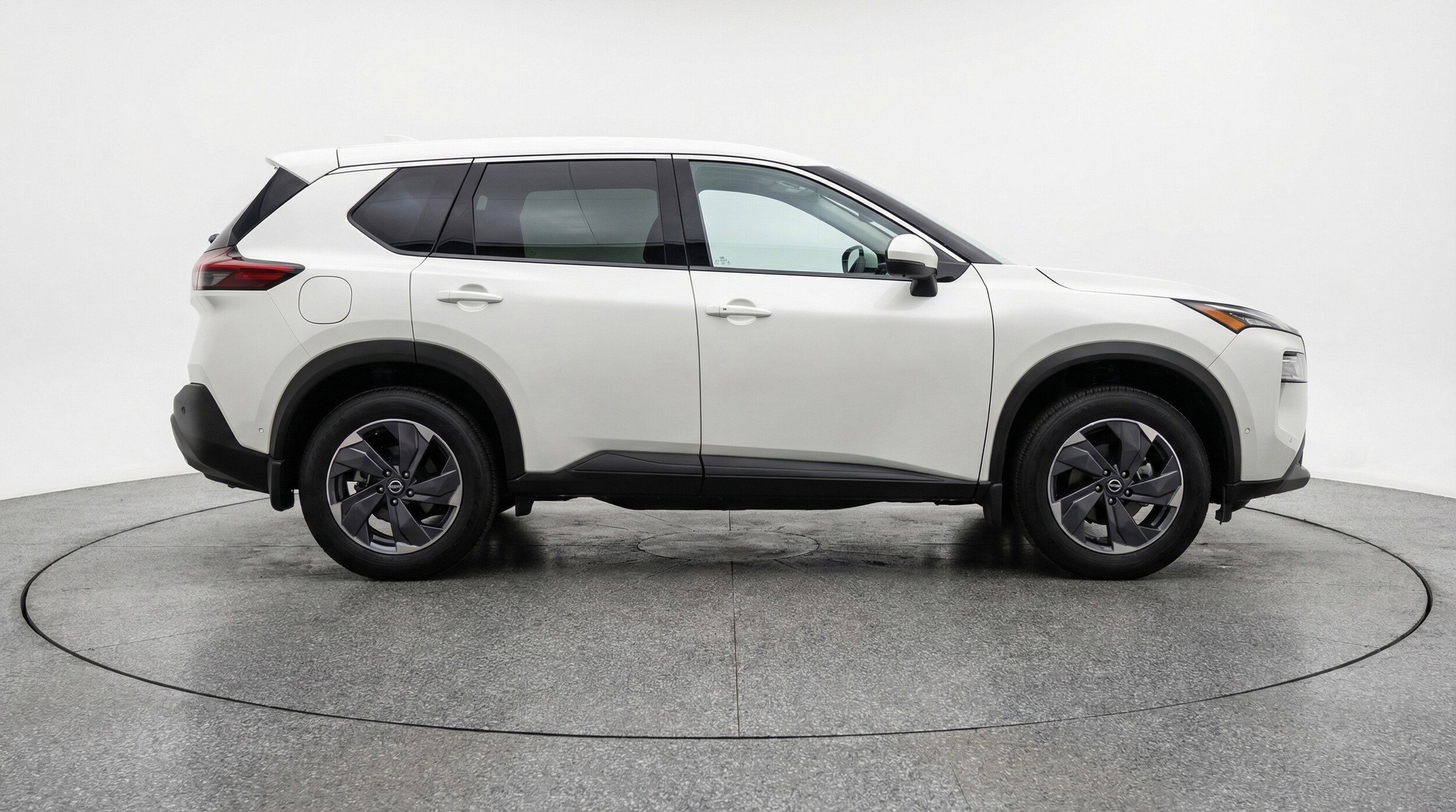 Thumbnail: 2025 Nissan Rogue - 11