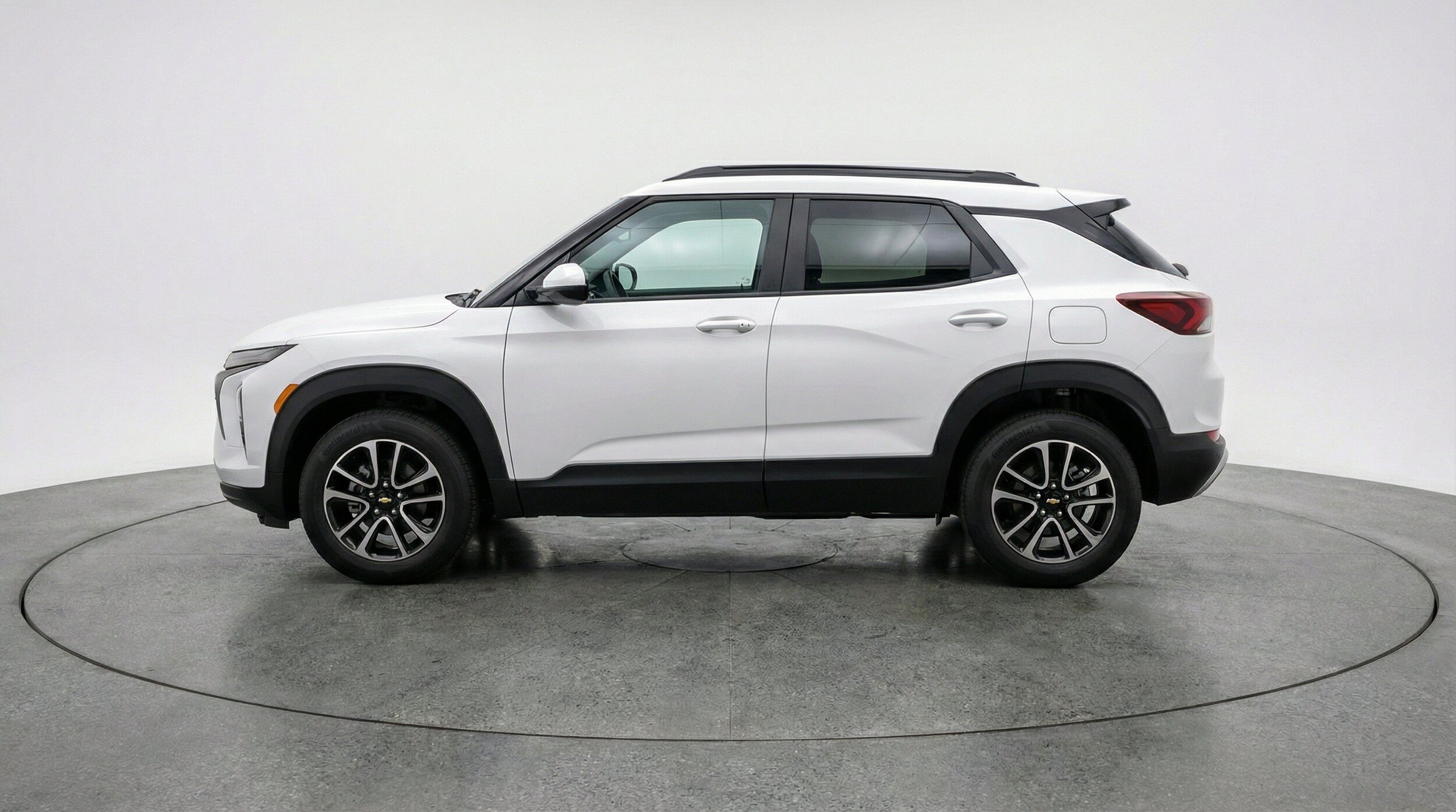 Thumbnail: 2025 Chevrolet TrailBlazer - 5