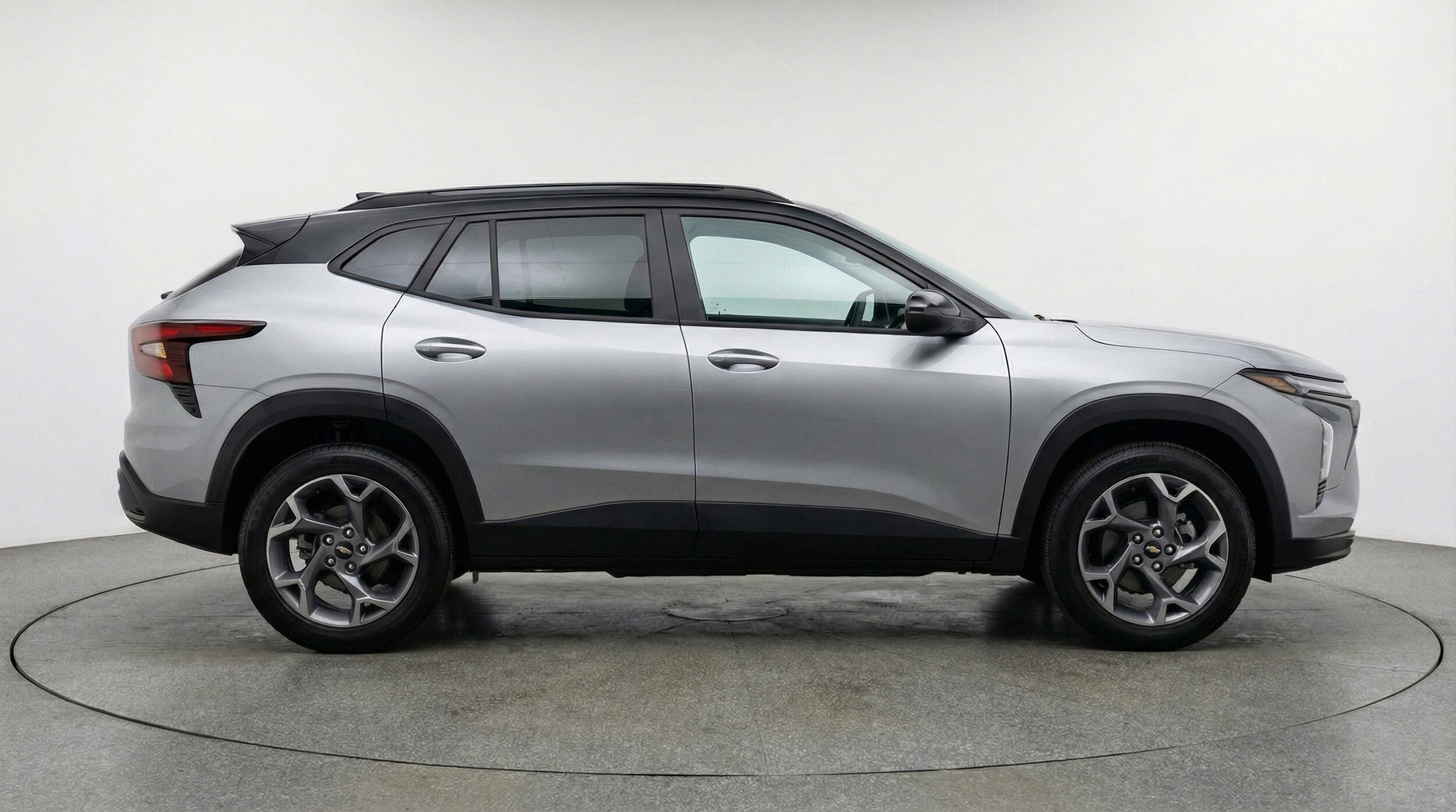 Thumbnail: 2025 Chevrolet Trax - 11