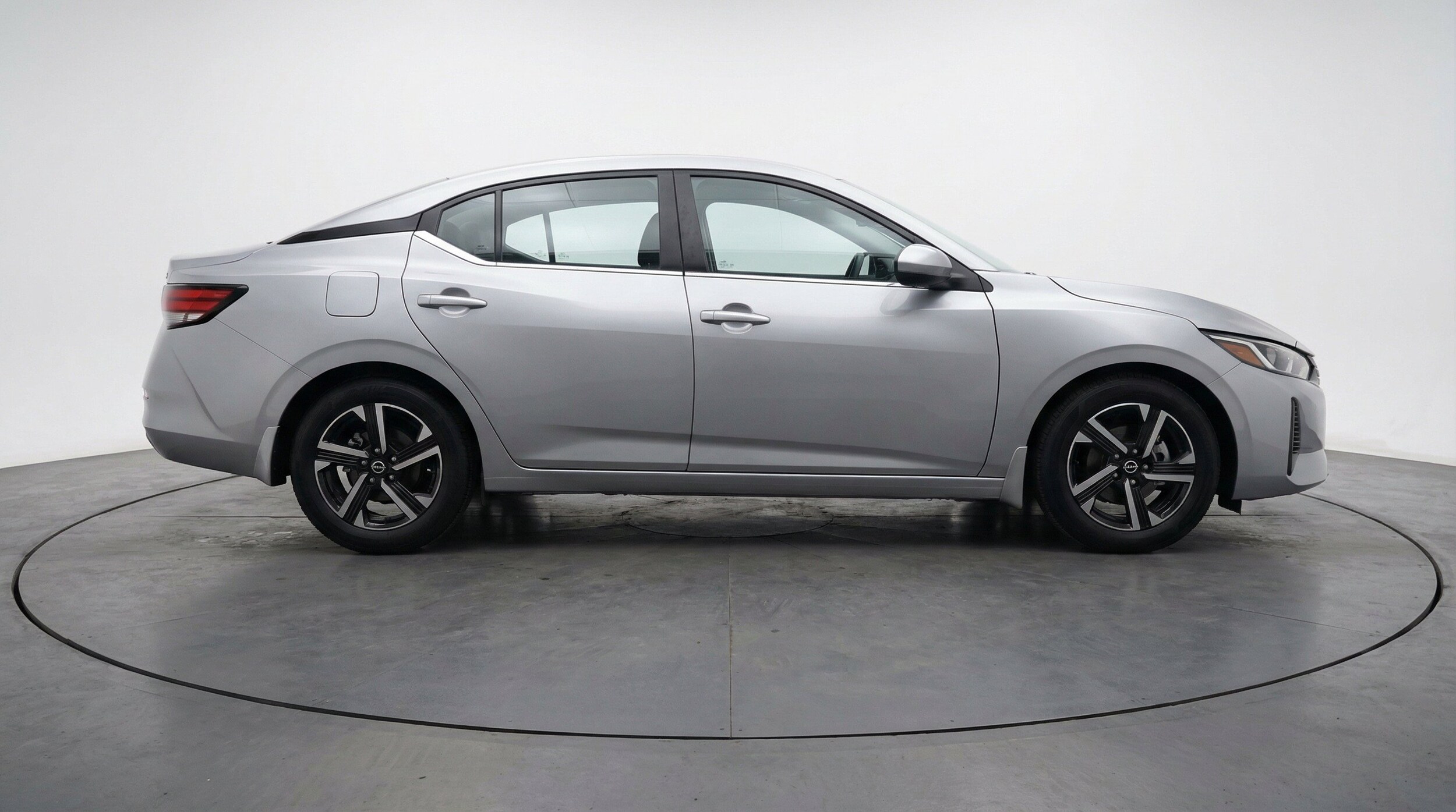 Thumbnail: 2025 Nissan Sentra - 11