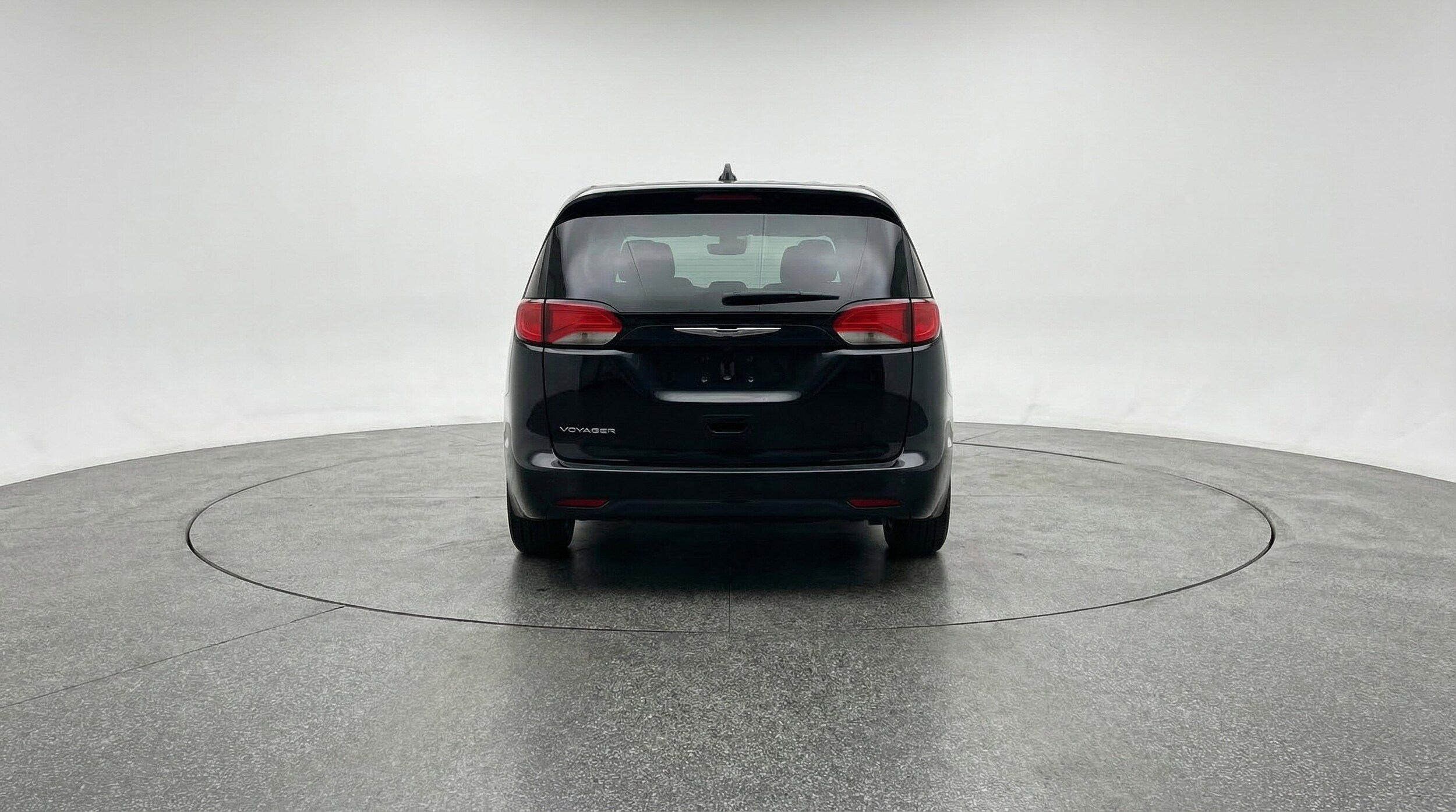 Thumbnail: 2024 Chrysler Voyager - 7