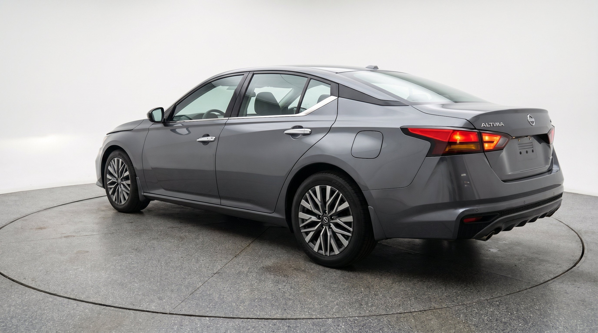 Thumbnail: 2025 Nissan Altima - 6