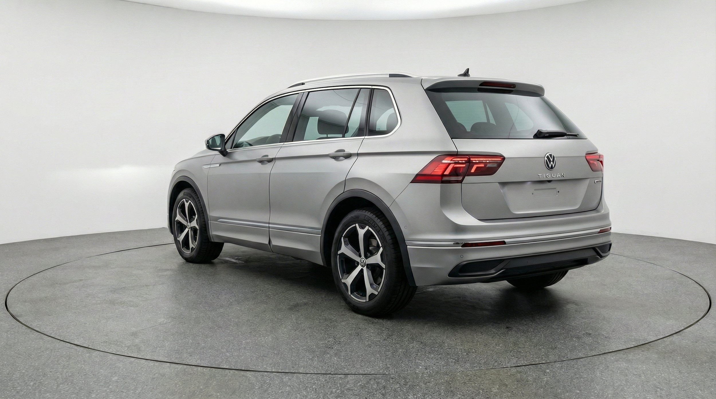 Thumbnail: 2026 Volkswagen Tiguan - 6