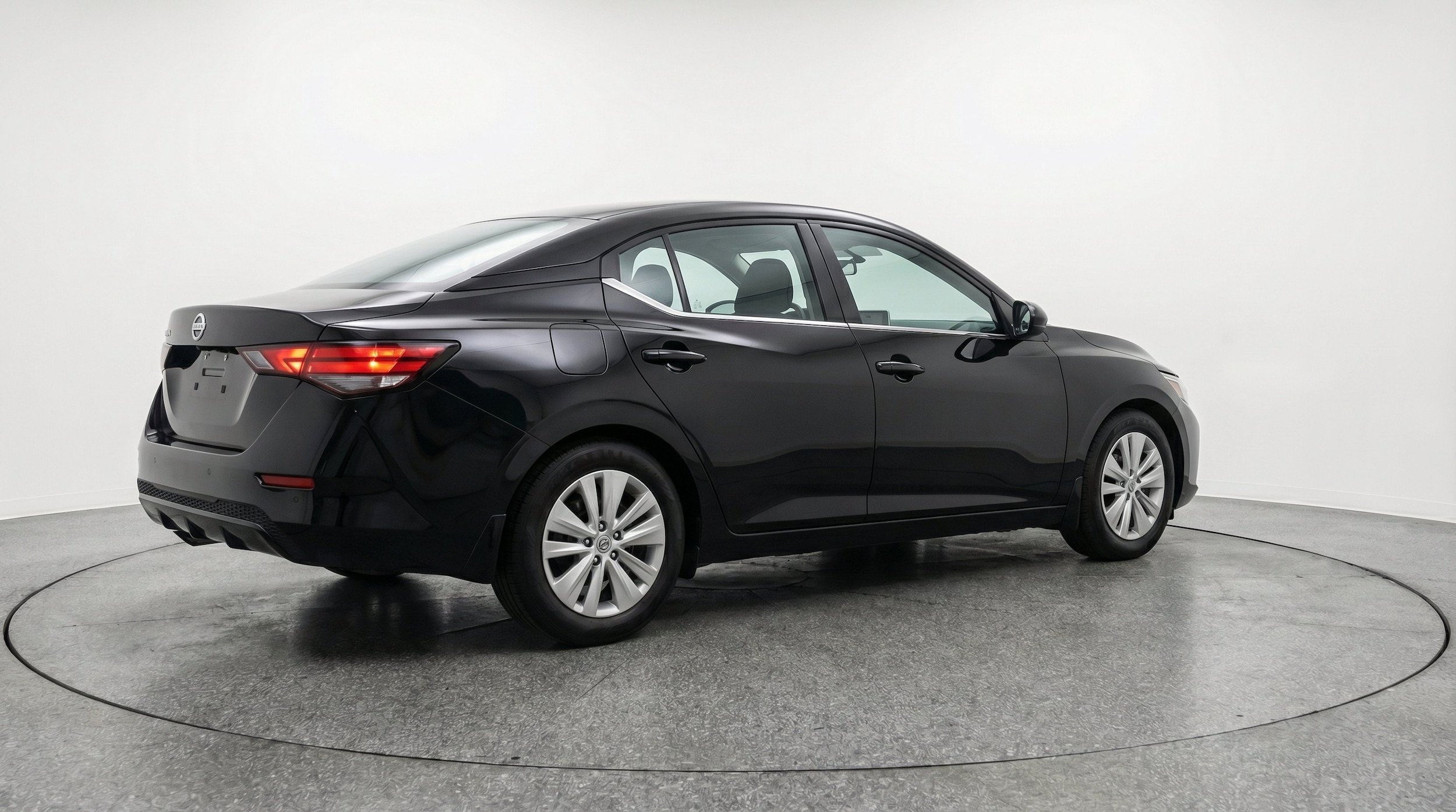 Thumbnail: 2025 Nissan Sentra - 9