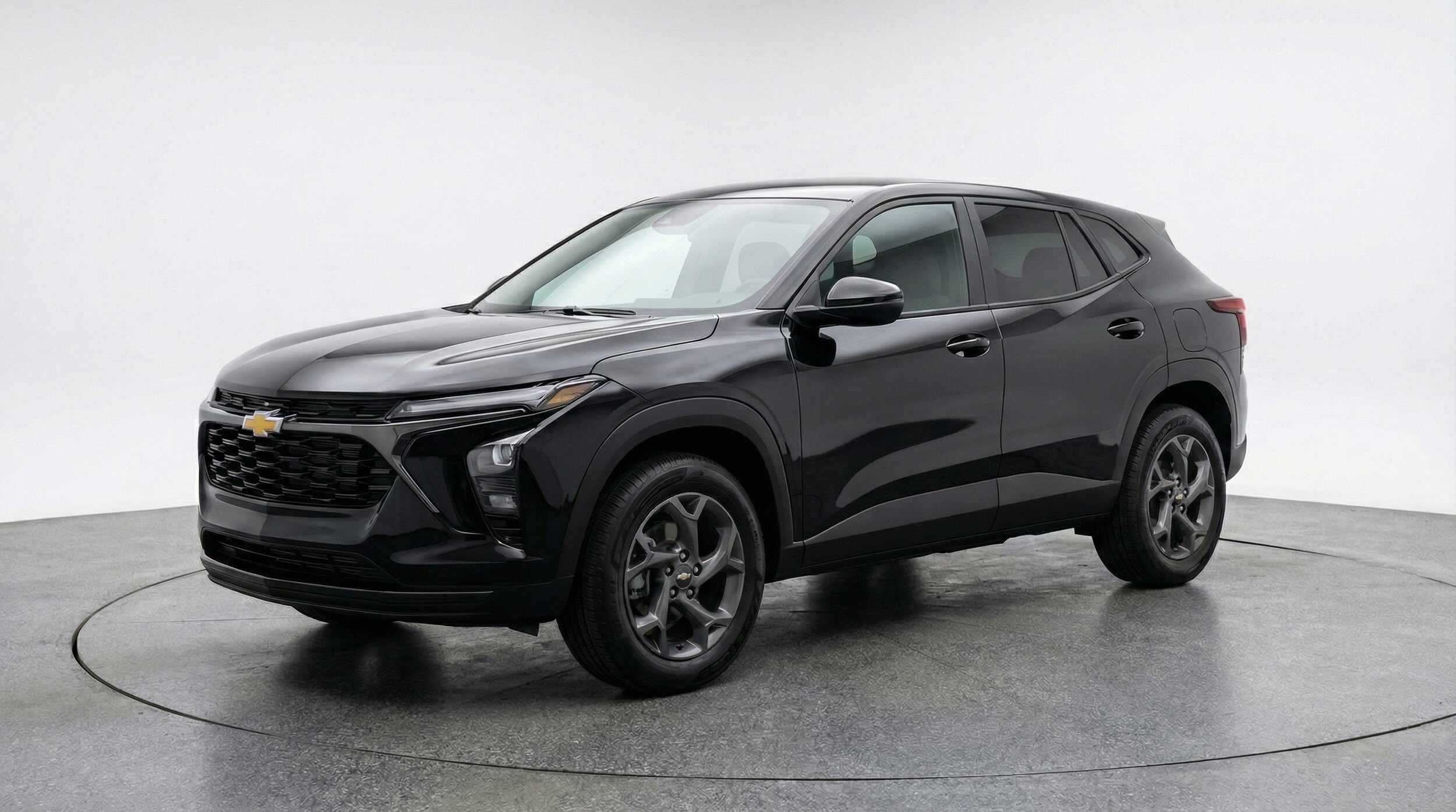 Thumbnail: 2025 Chevrolet Trax - 3