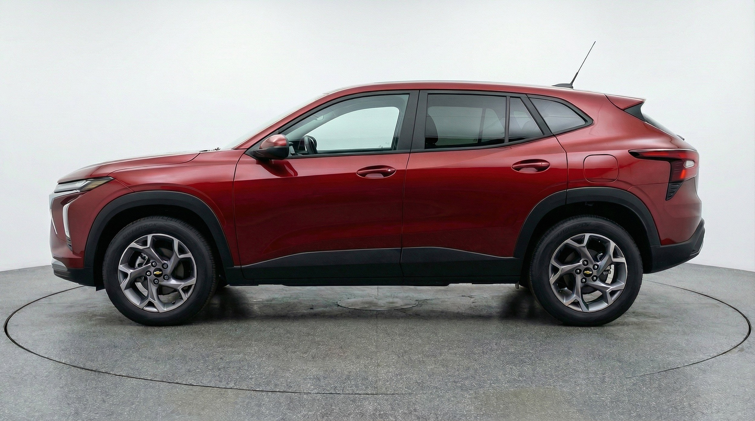 Thumbnail: 2025 Chevrolet Trax - 5