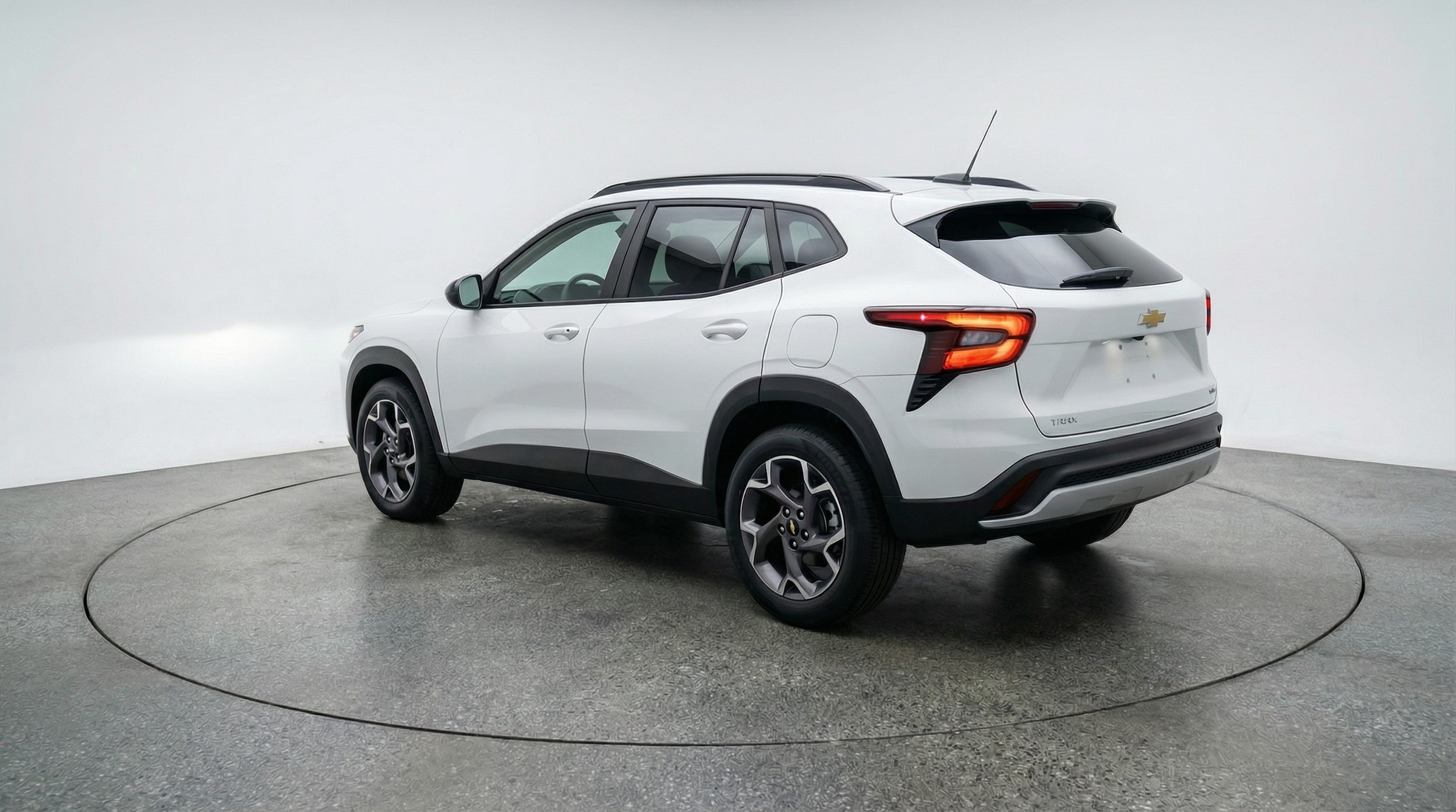 Thumbnail: 2025 Chevrolet Trax - 5