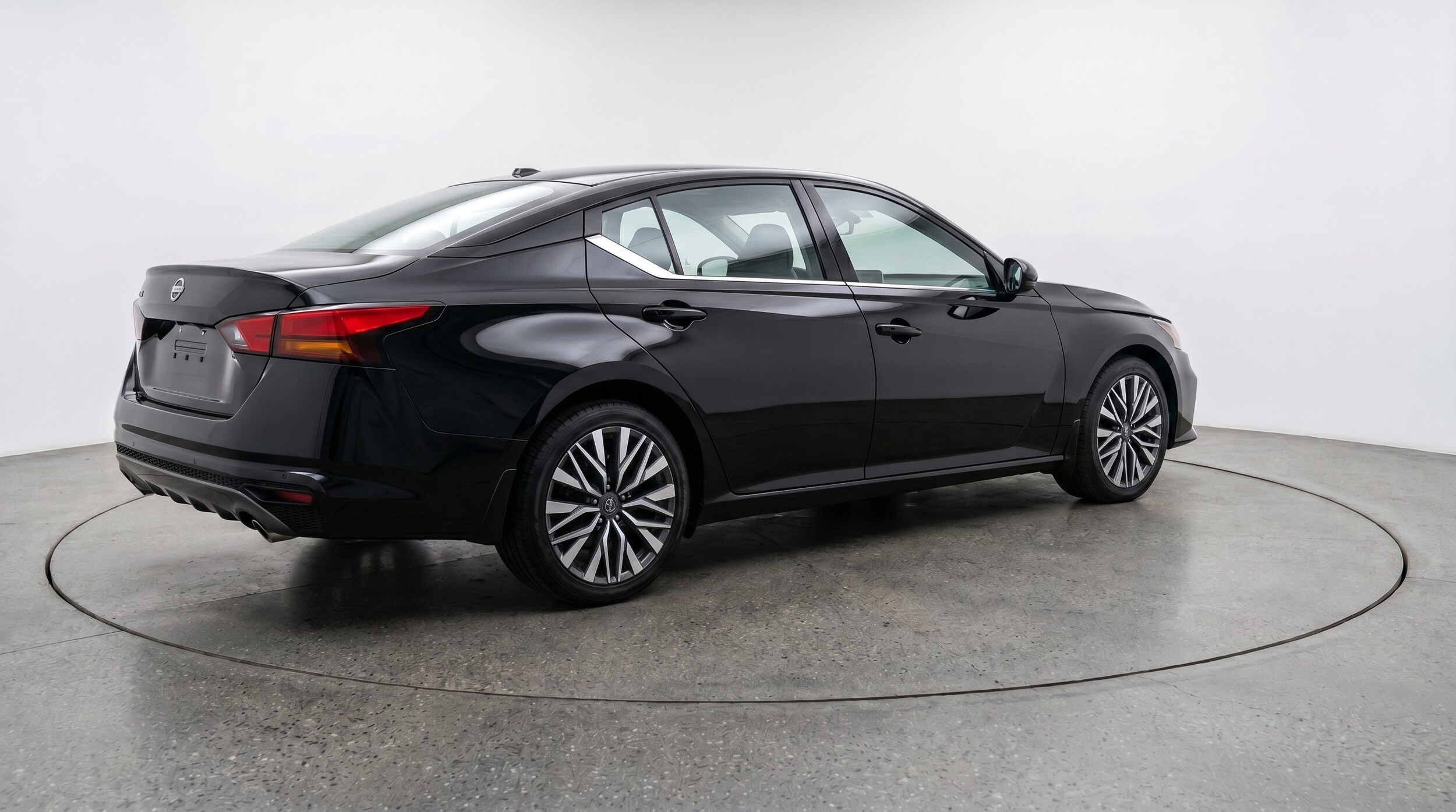 Thumbnail: 2025 Nissan Altima - 8