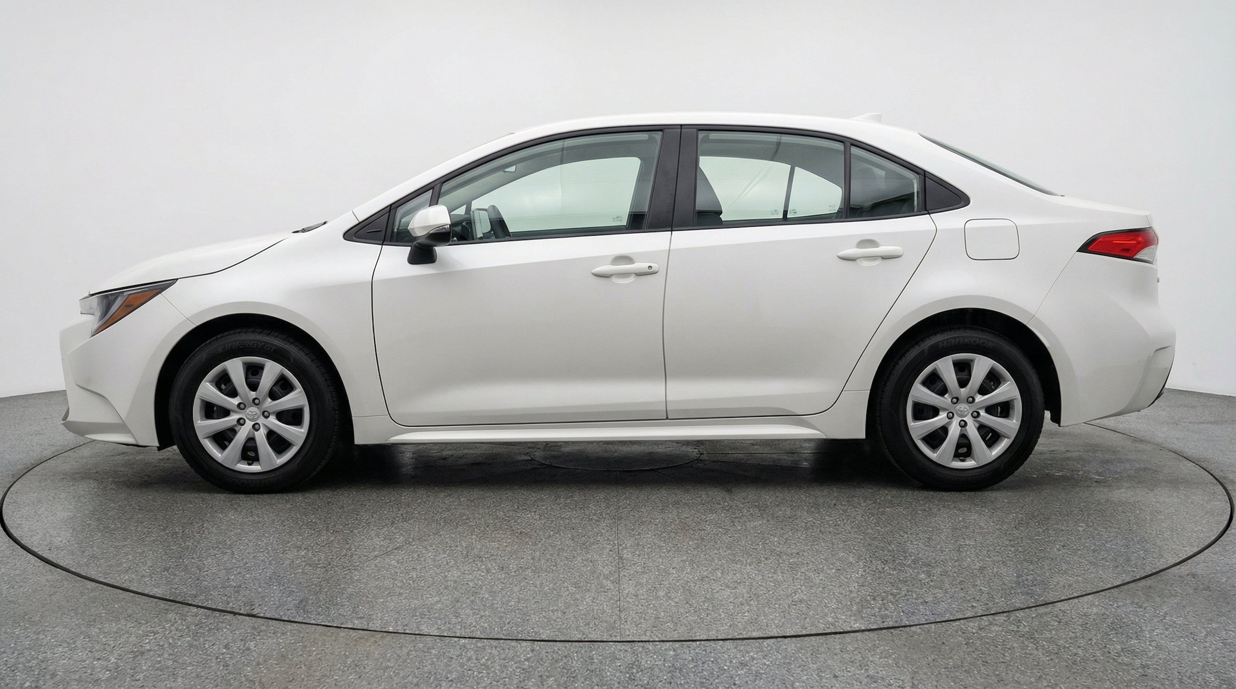 Thumbnail: 2025 Toyota Corolla - 5