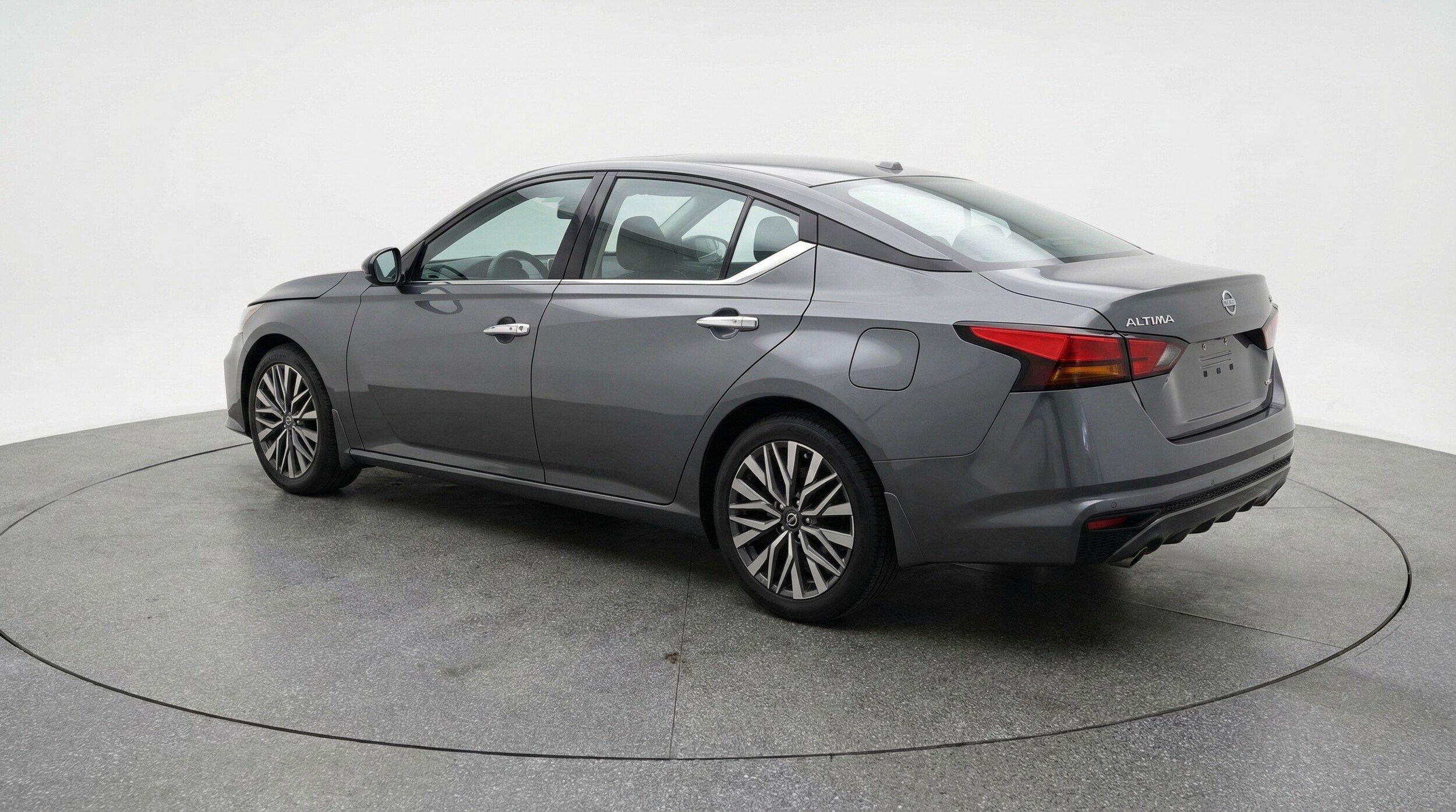 Thumbnail: 2025 Nissan Altima - 6