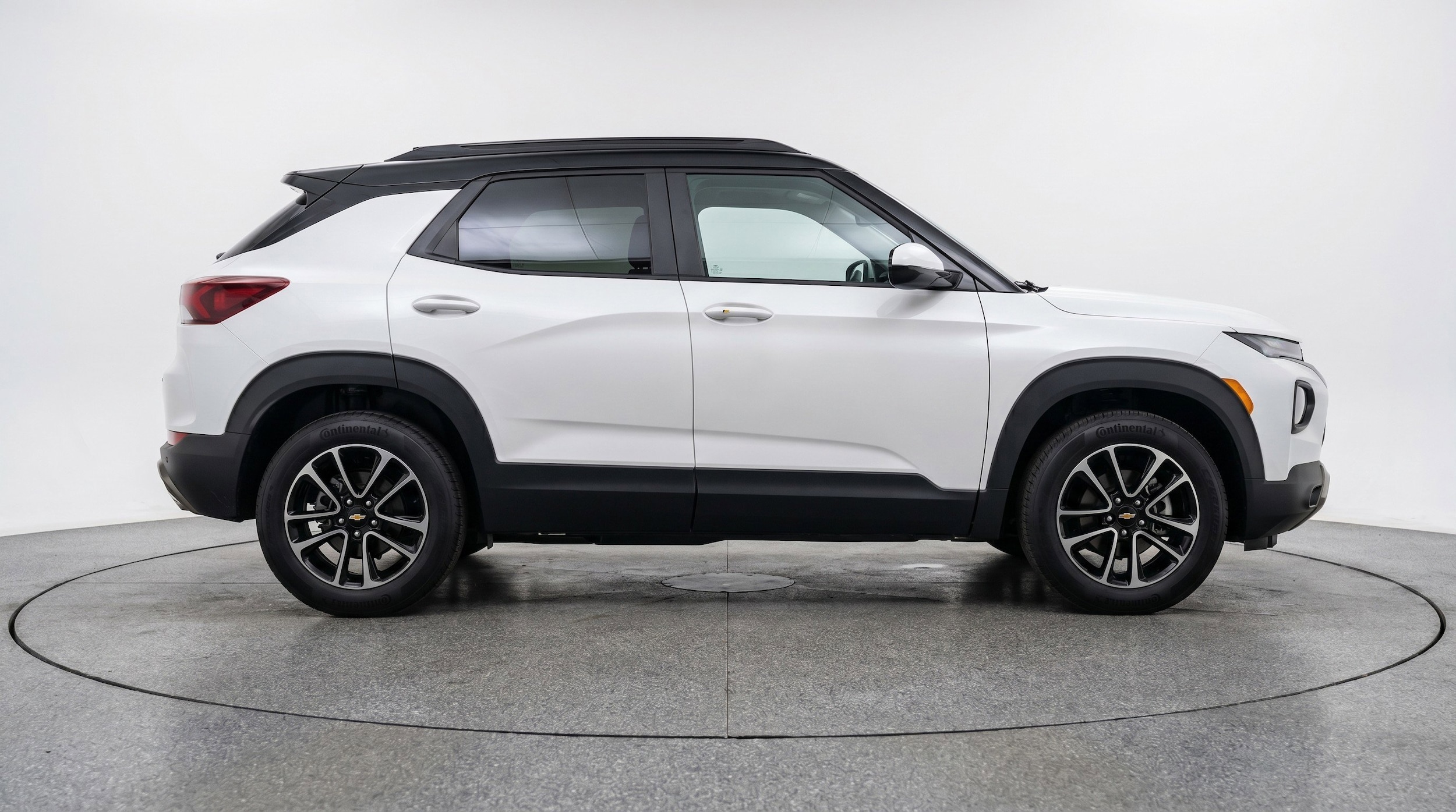 Thumbnail: 2025 Chevrolet TrailBlazer - 11