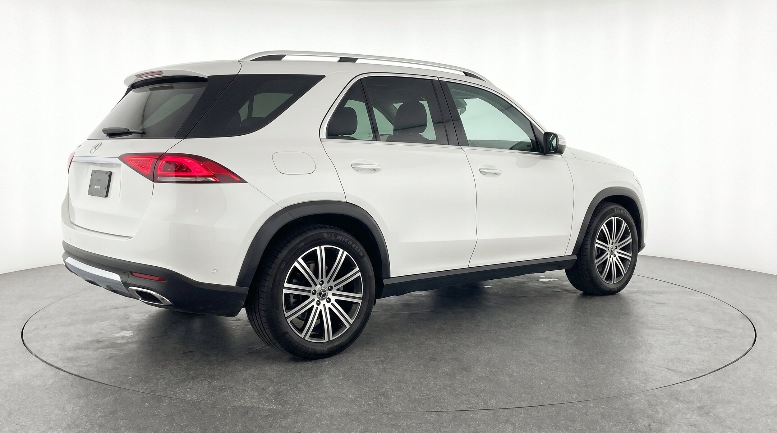 Thumbnail: 2026 Mercedes-Benz GLE - 9