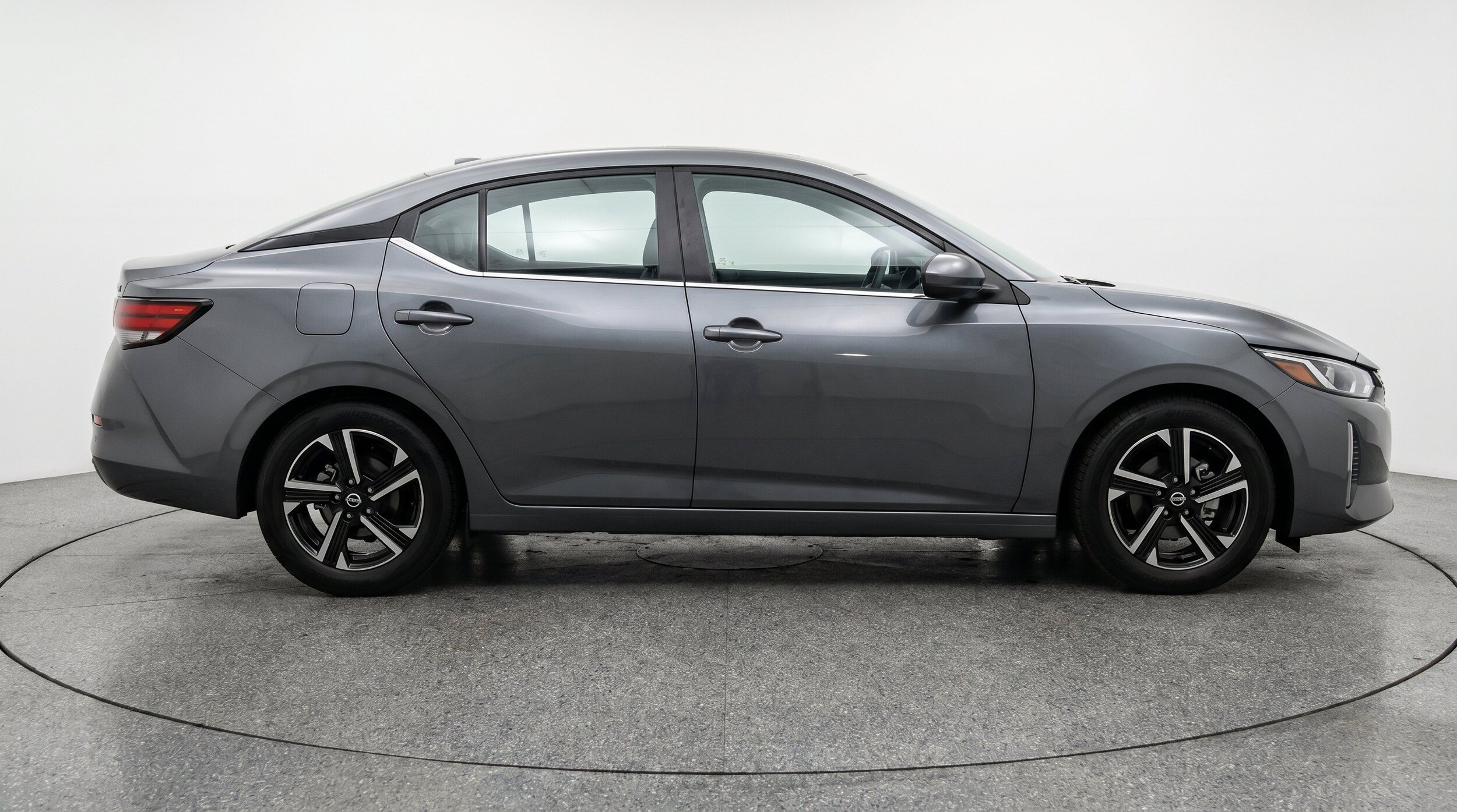 Thumbnail: 2025 Nissan Sentra - 10