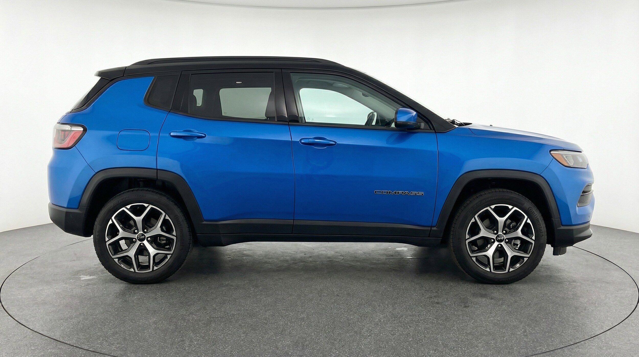 Thumbnail: 2025 Jeep Compass - 11
