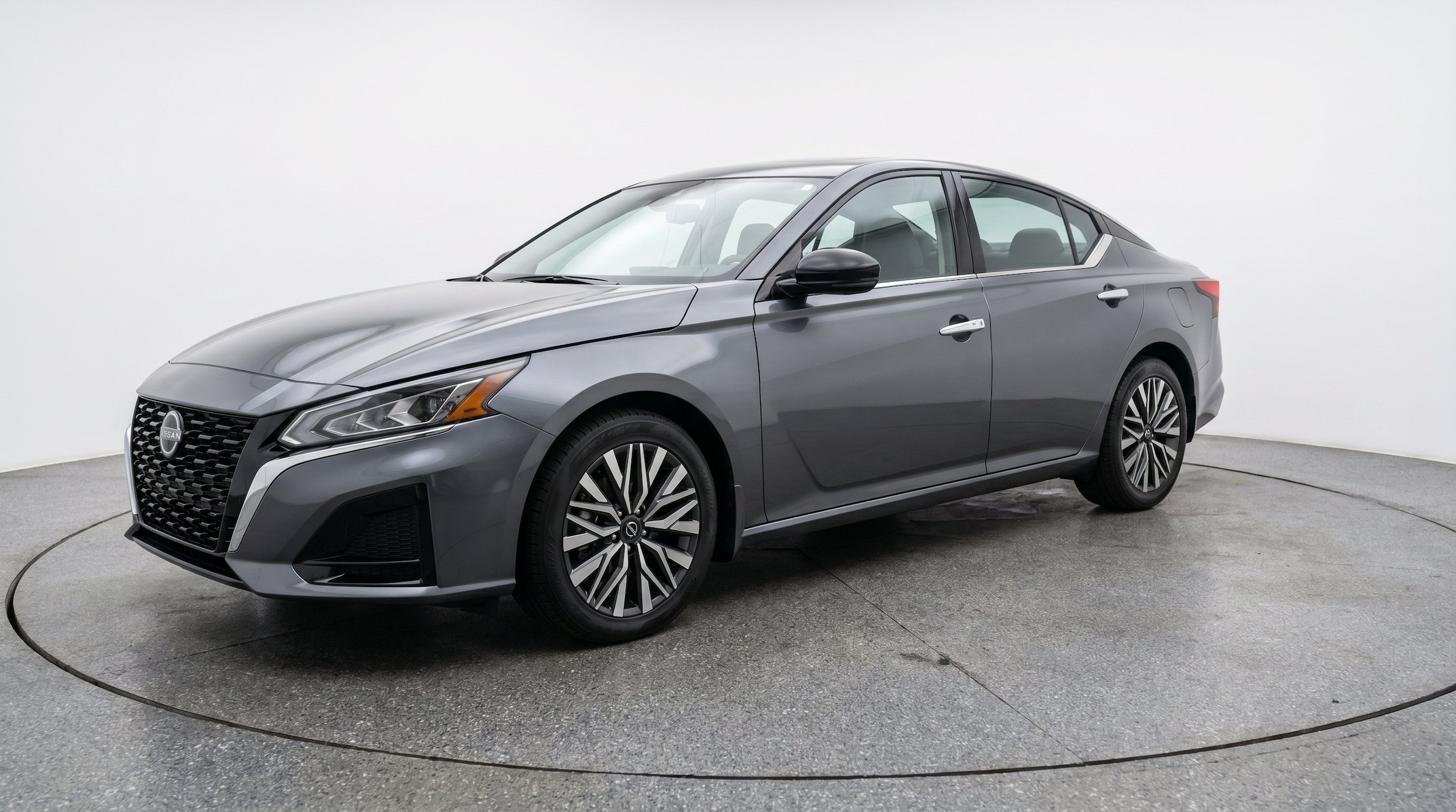Thumbnail: 2025 Nissan Altima - 3
