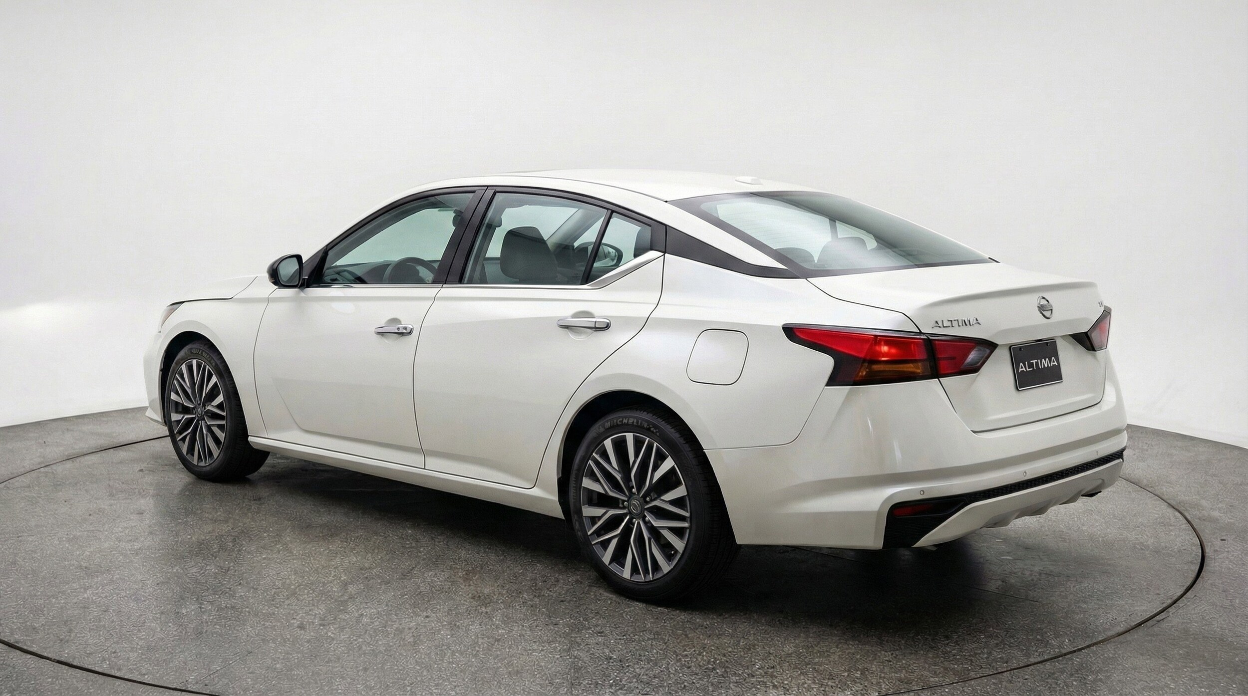 Thumbnail: 2025 Nissan Altima - 6