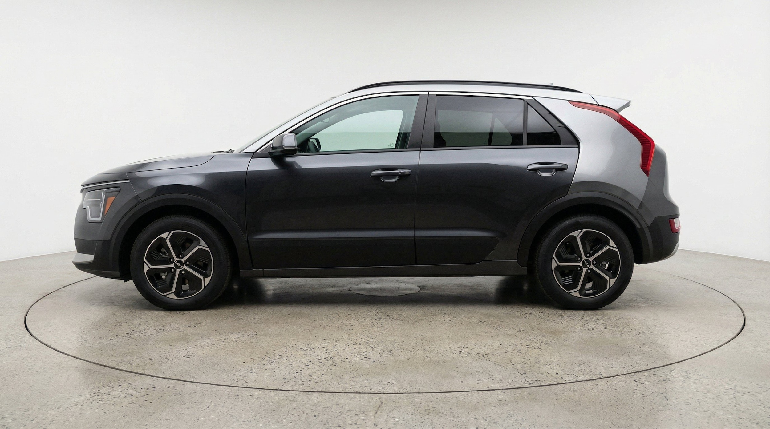 Thumbnail: 2026 Kia Niro - 5