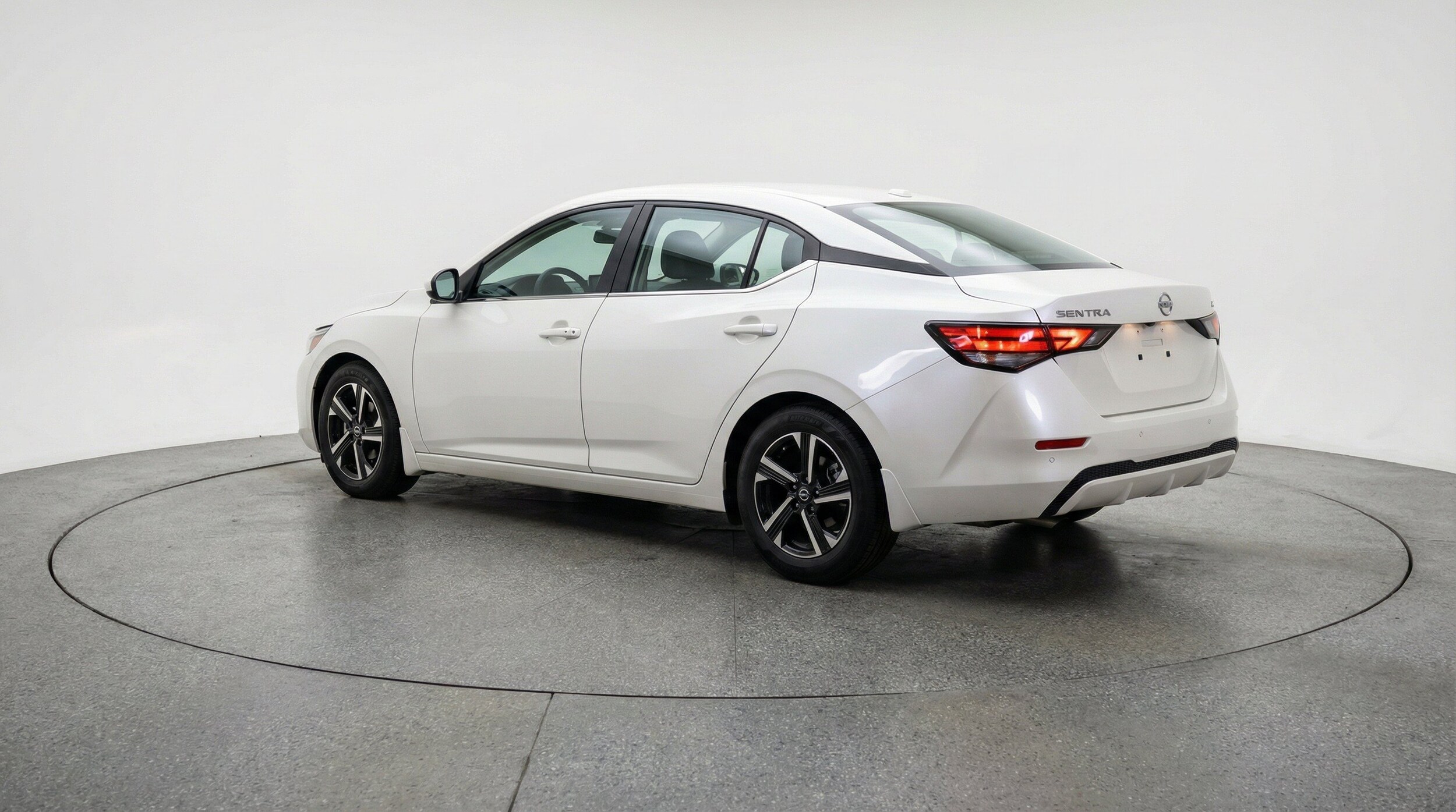 Thumbnail: 2025 Nissan Sentra - 6