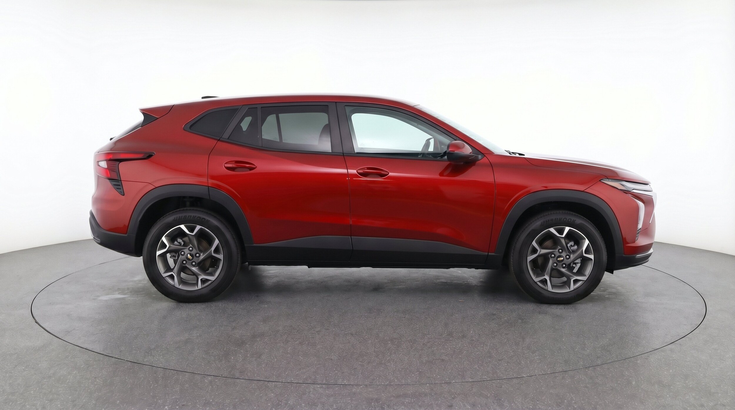 Thumbnail: 2025 Chevrolet Trax - 11