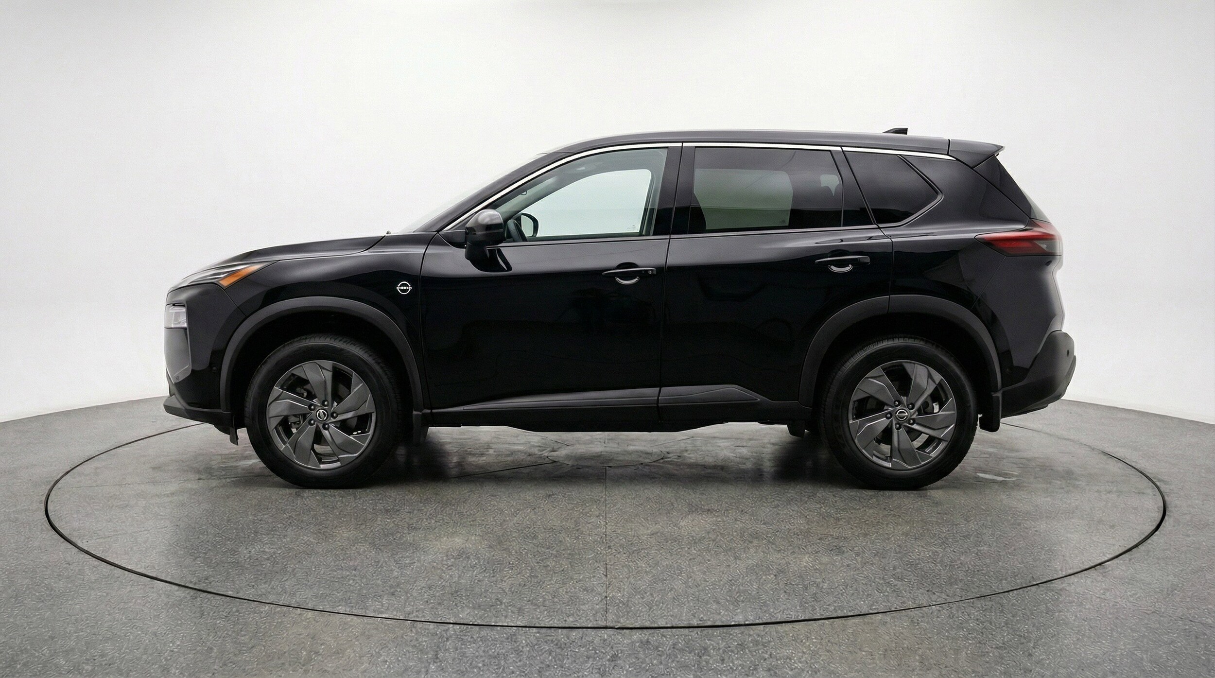 Thumbnail: 2025 Nissan Rogue - 5