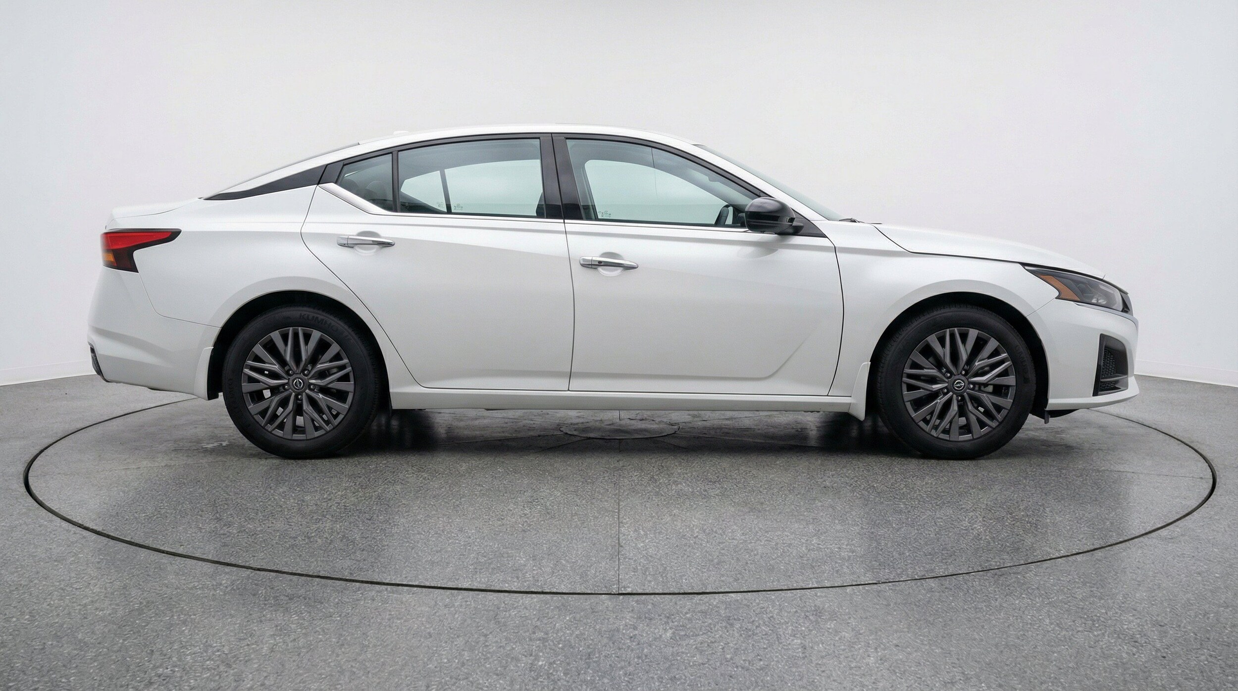 Thumbnail: 2025 Nissan Altima - 11
