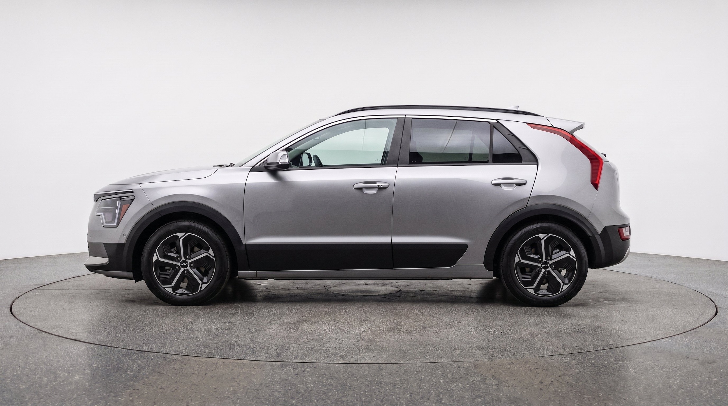 Thumbnail: 2026 Kia Niro - 5