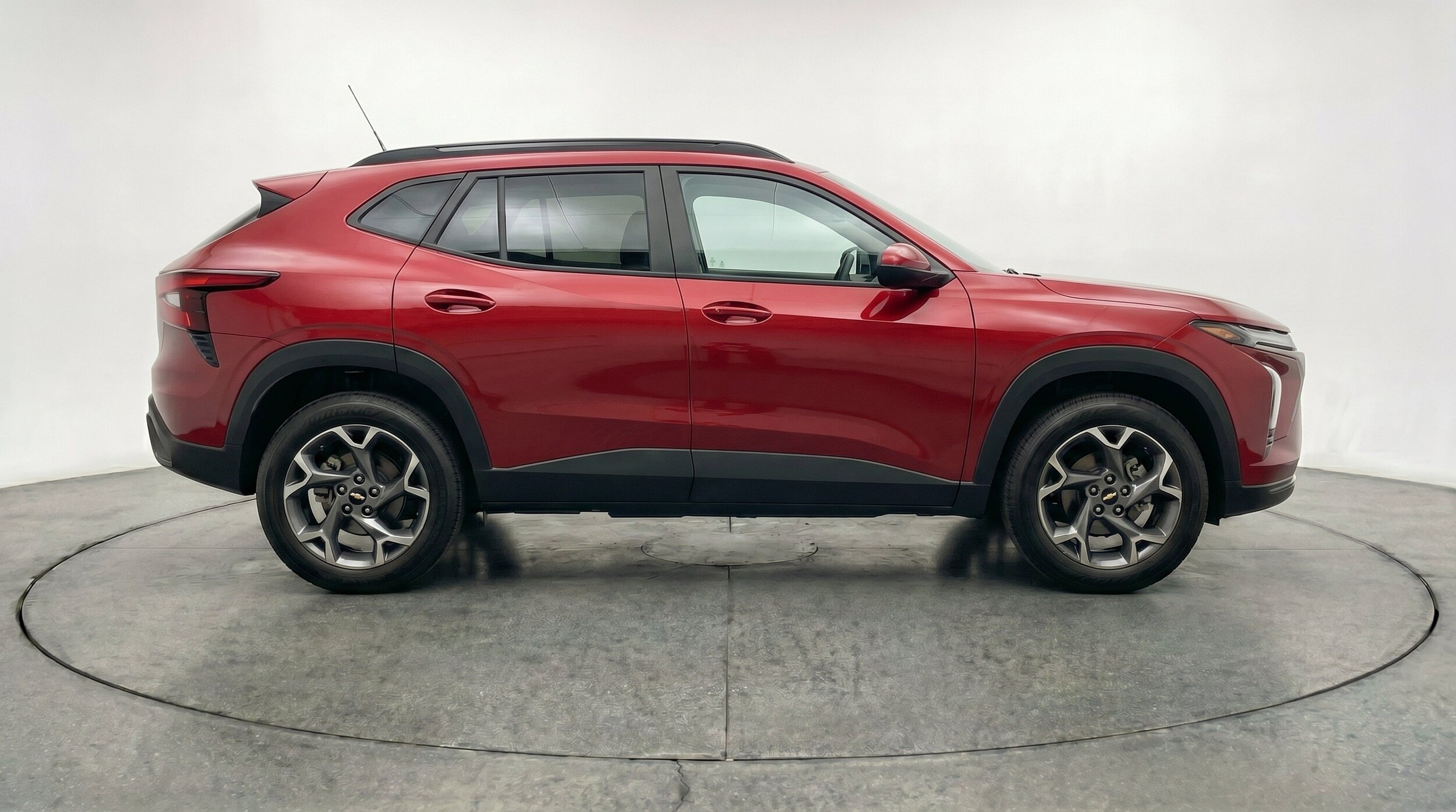 Thumbnail: 2025 Chevrolet Trax - 11