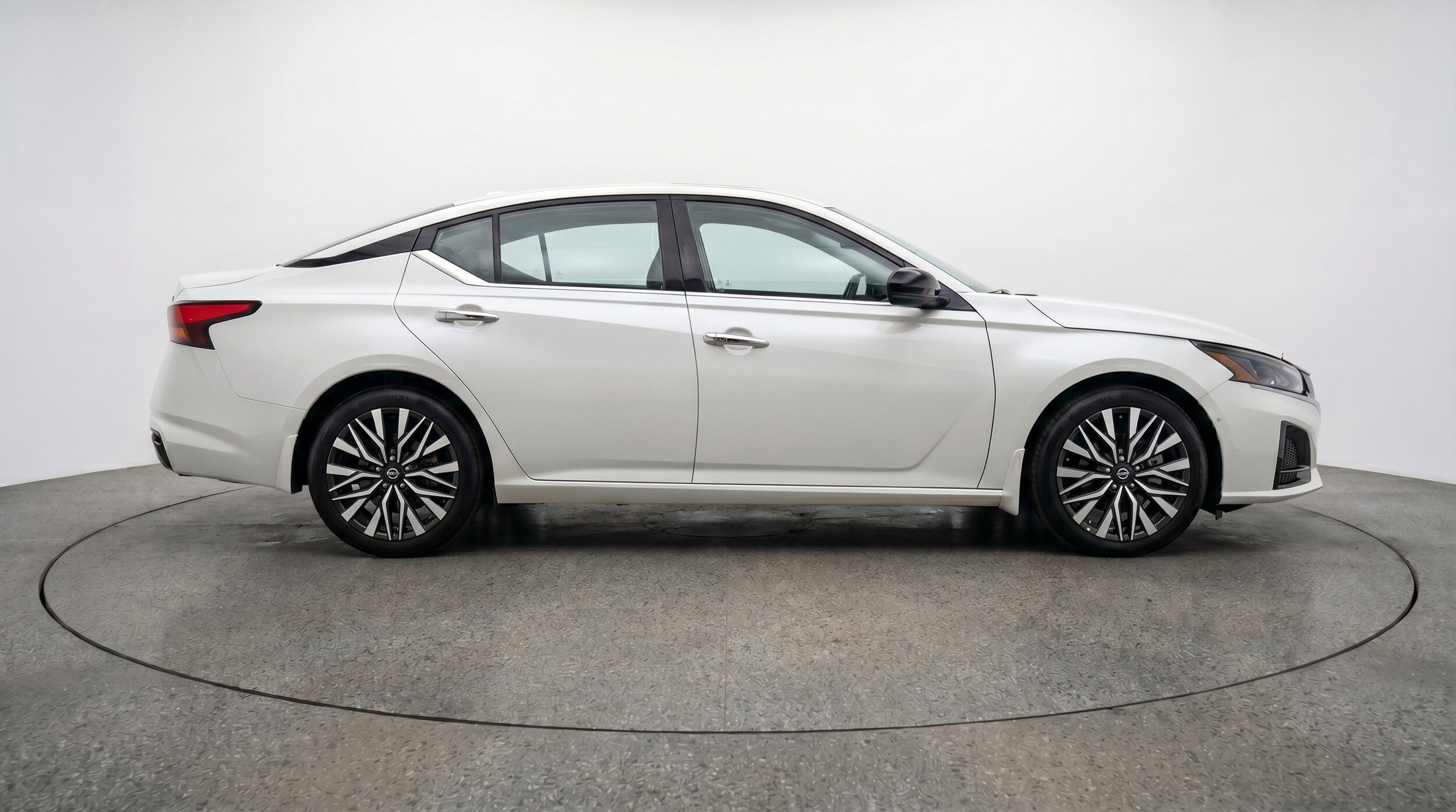 Thumbnail: 2025 Nissan Altima - 11