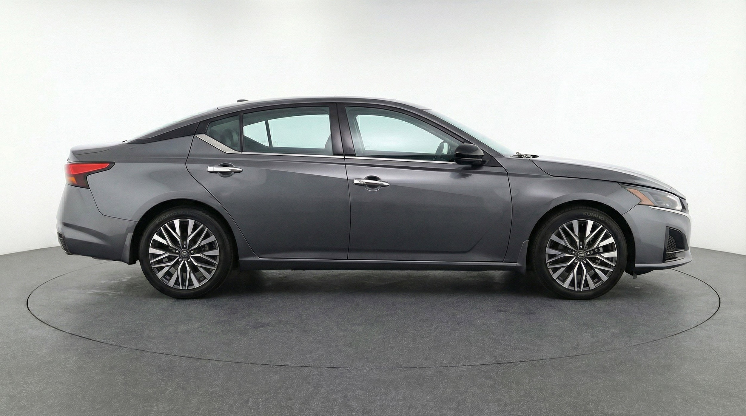 Thumbnail: 2025 Nissan Altima - 11